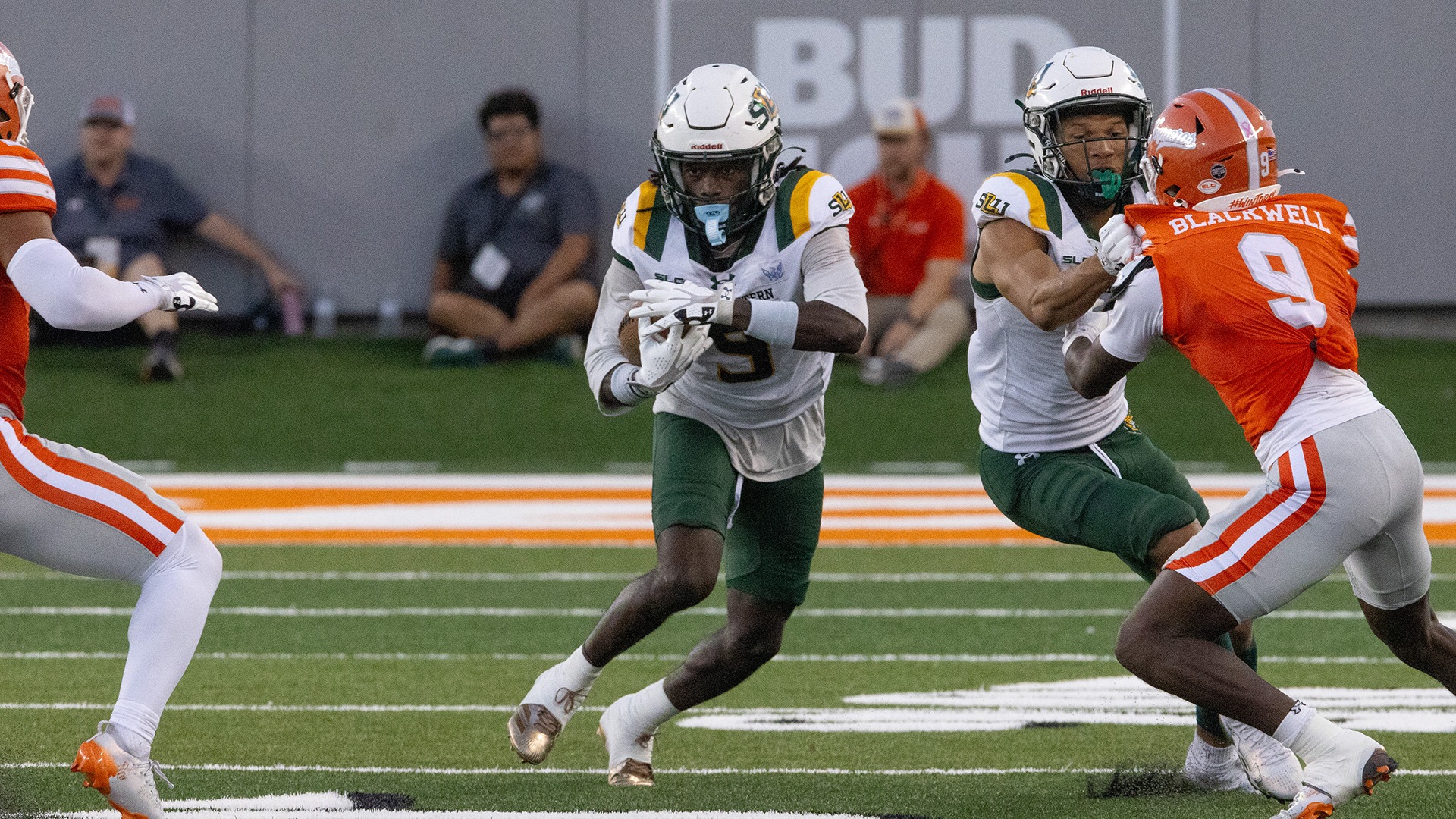 Dkhai Joseph looks to break loose at UTRGV Oct. 10, 2026