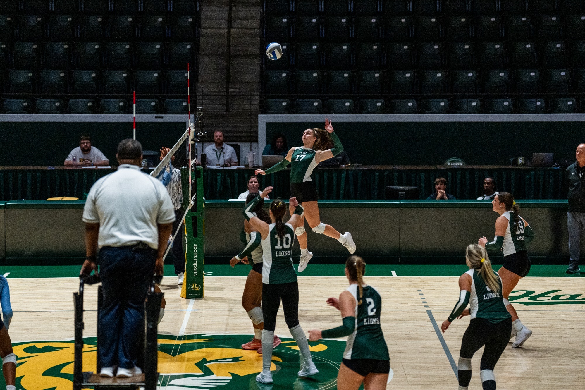 Kyra McKelvey prepares for a kill in the University Center