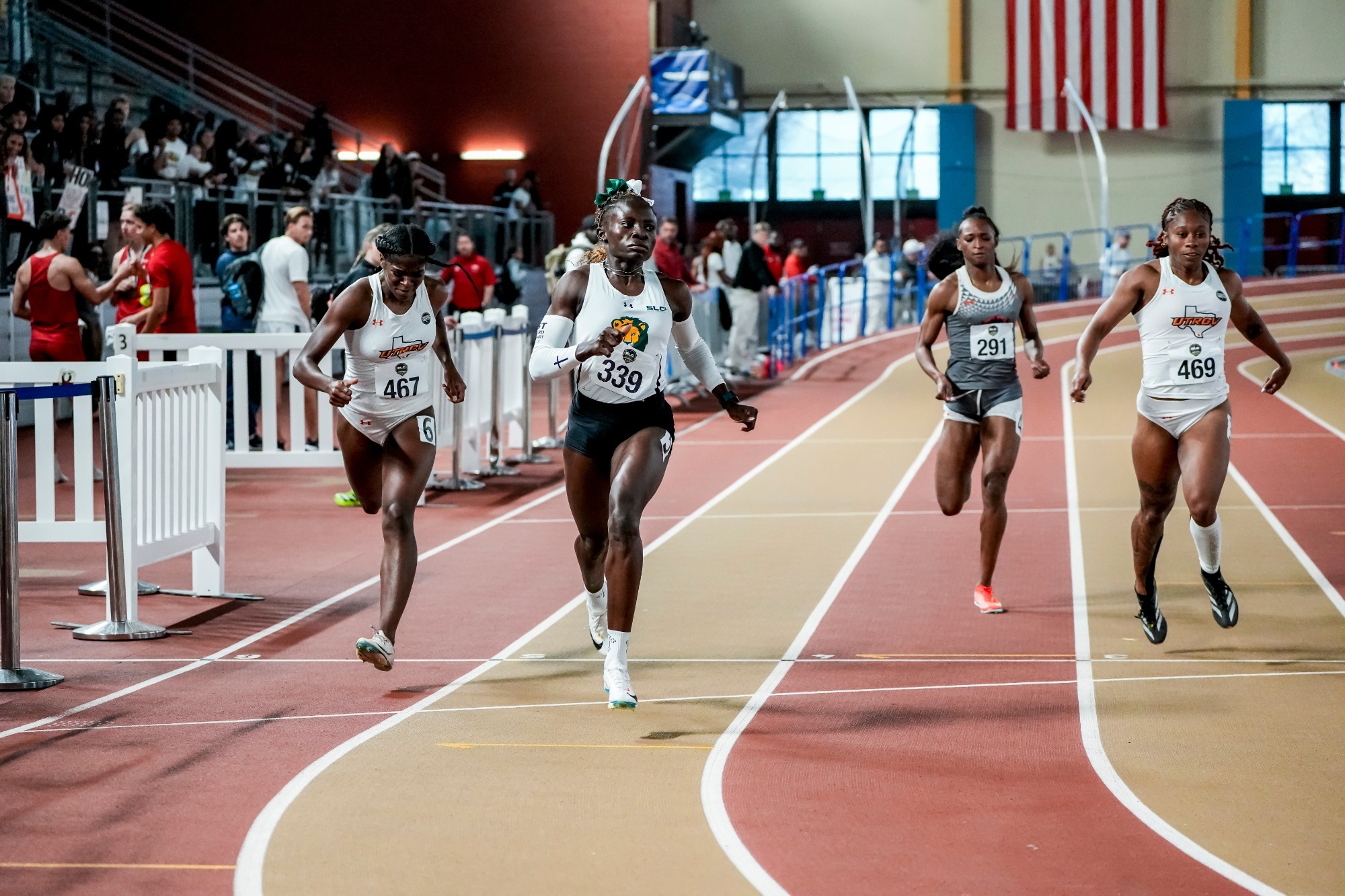 Onyah Favour wins gold at the Birmingham CrossPlex