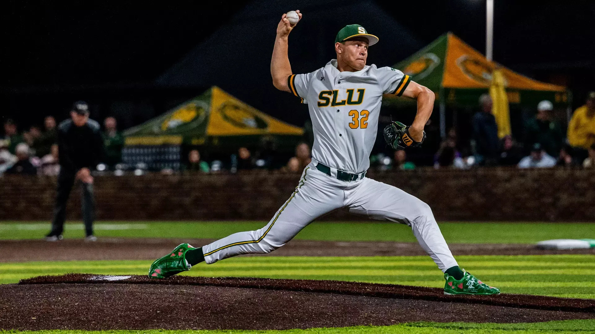 Logan Freche delivers a pitch to the plate.