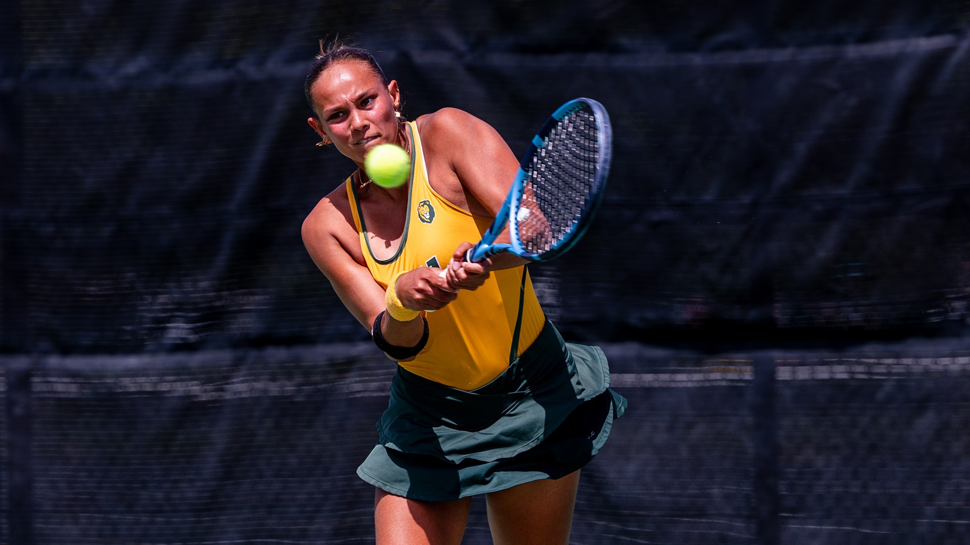 Bente Bierma hits a shot versus Northwestern State March 23, 2026