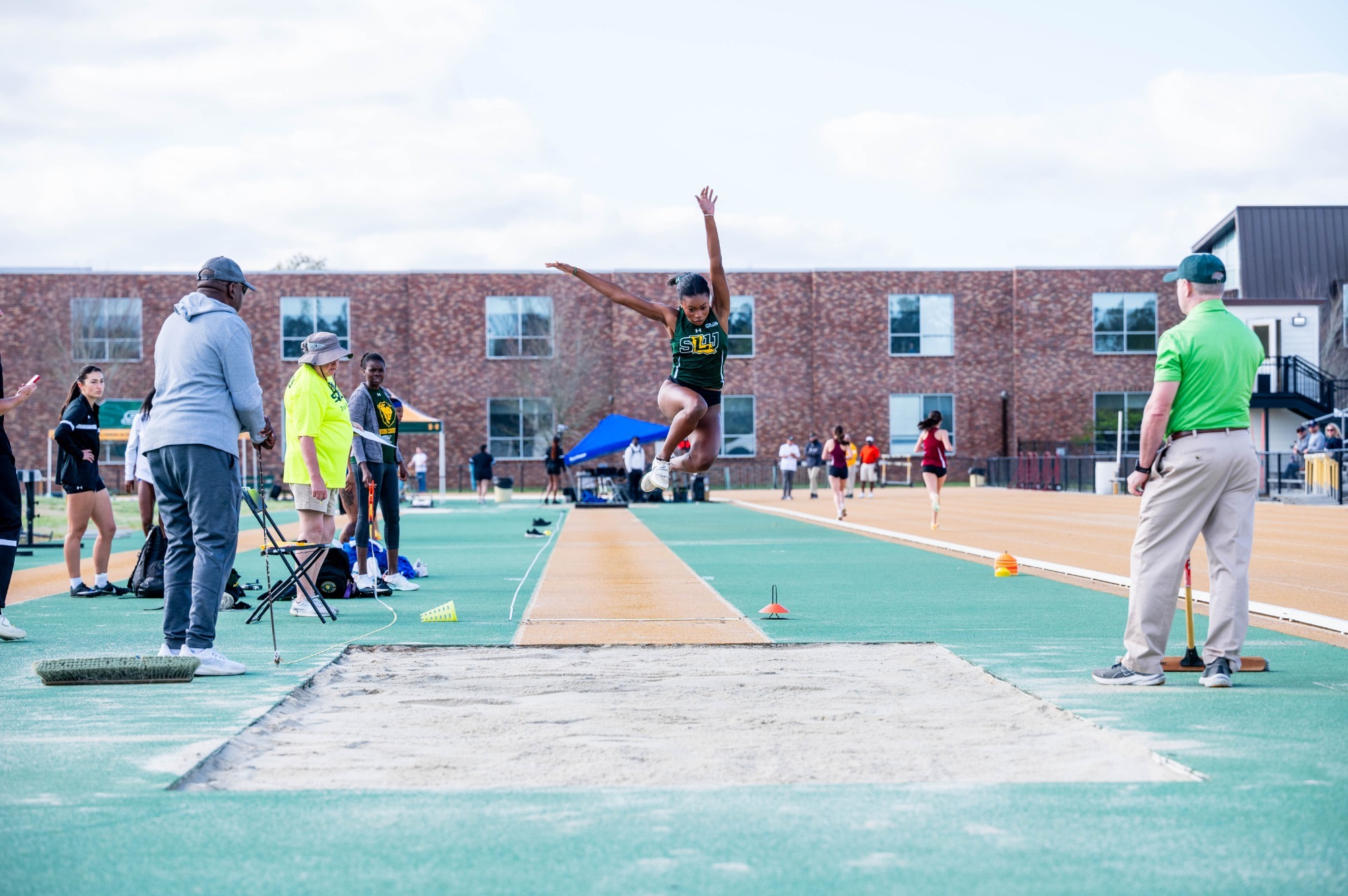 Jordyn Taylor jumps at the Andy Thiel Season Opener