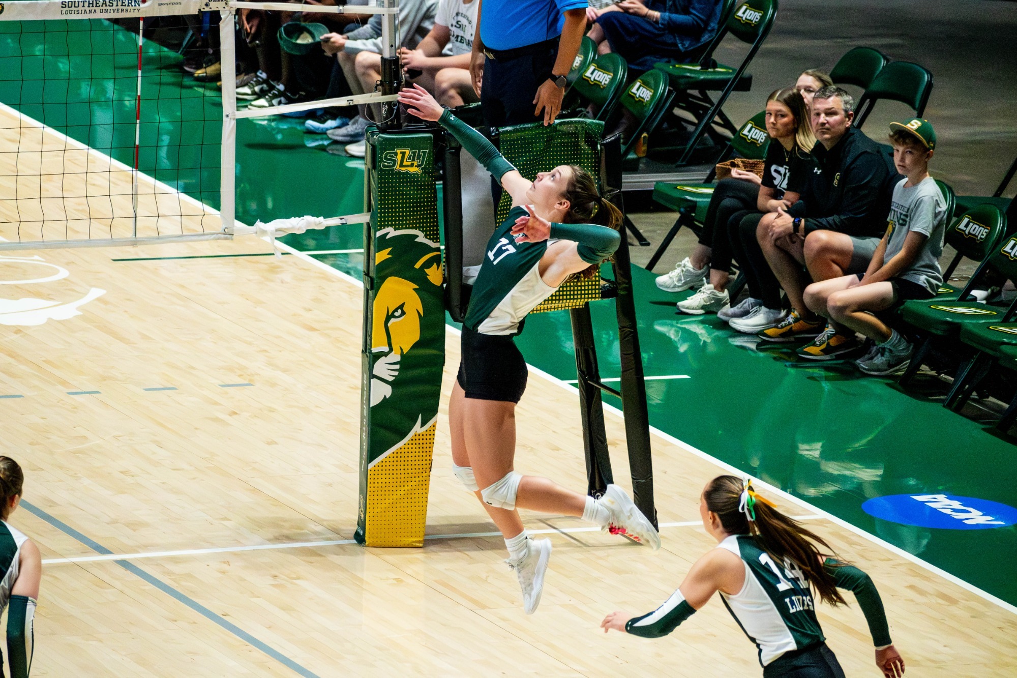 Kyra McKelvey prepares for a hit