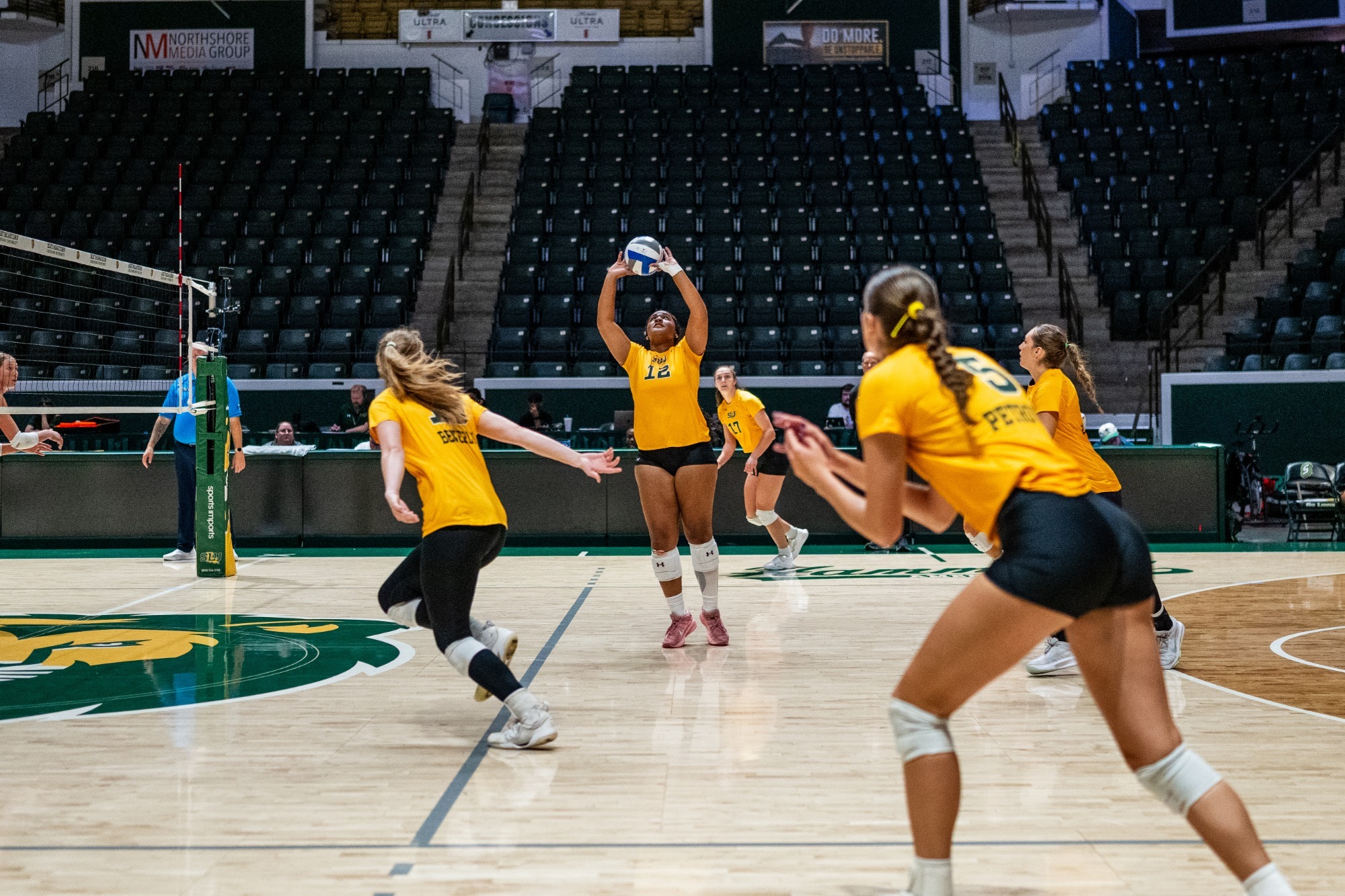 Ashley Richardson sets a ball in the University Center