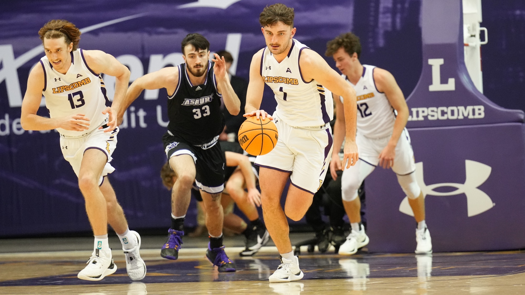 Men's Basketball Erupts for 96 Points At Tennessee Tech