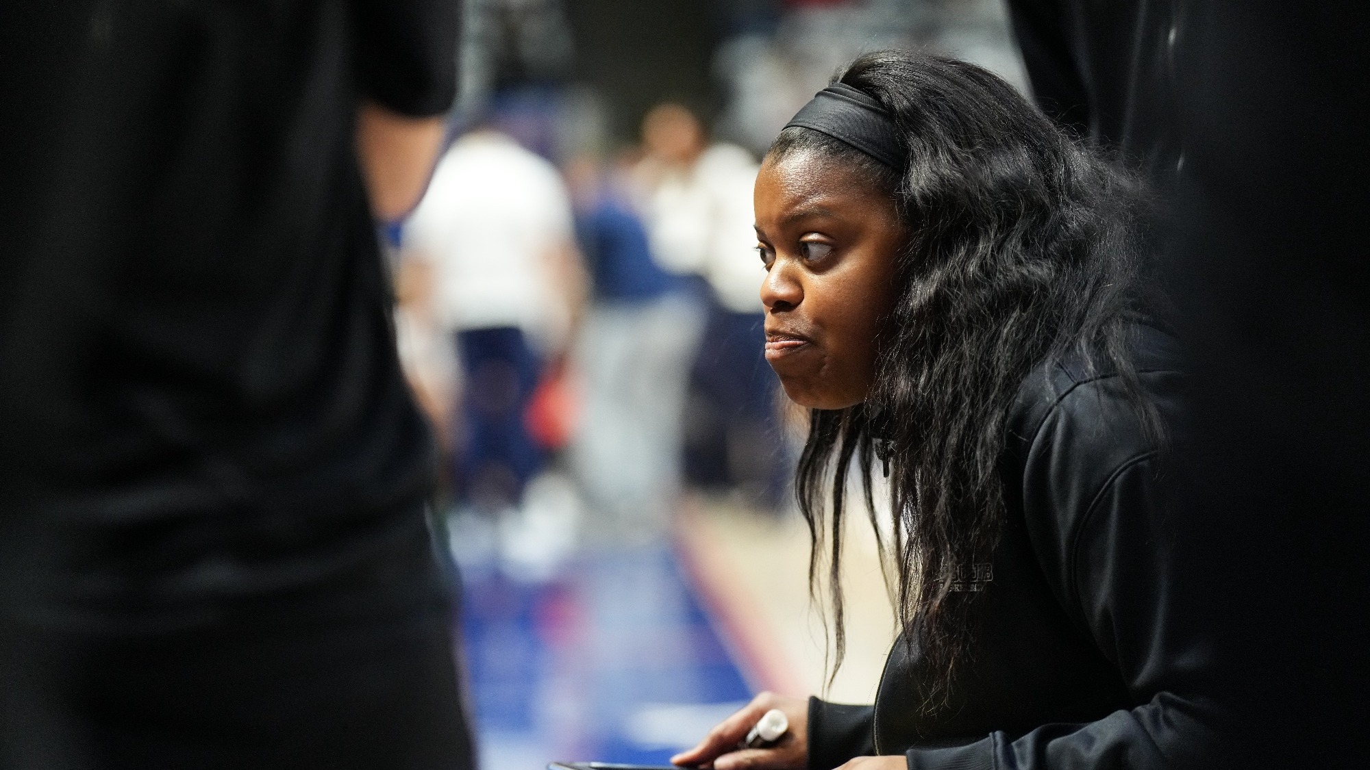 Women's Basketball Drops Matchup with Bruins University