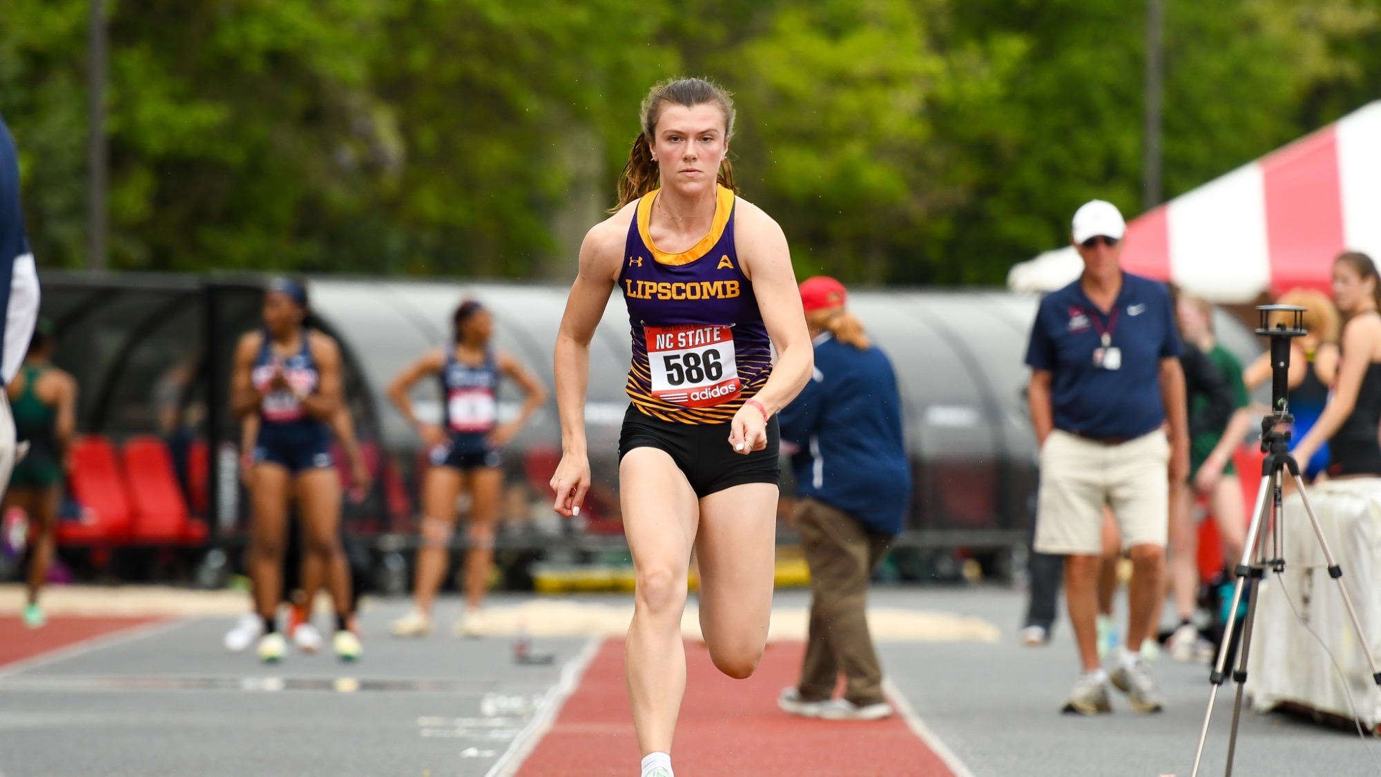 Aislinn McElhaney 202324 Women's Track and Field University