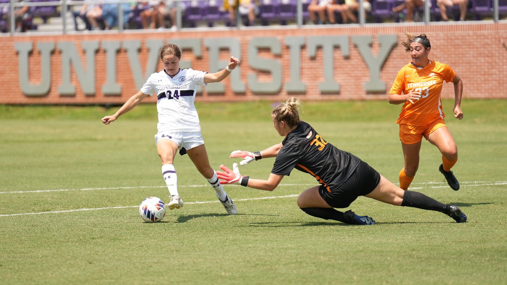 Women’s Soccer Falls 30 to Volunteers University