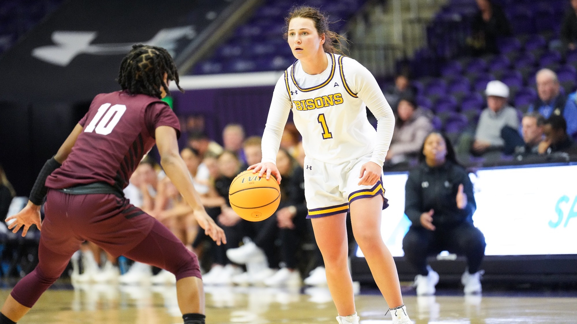 Women's Basketball Bests Colonels in ASUN Opener University