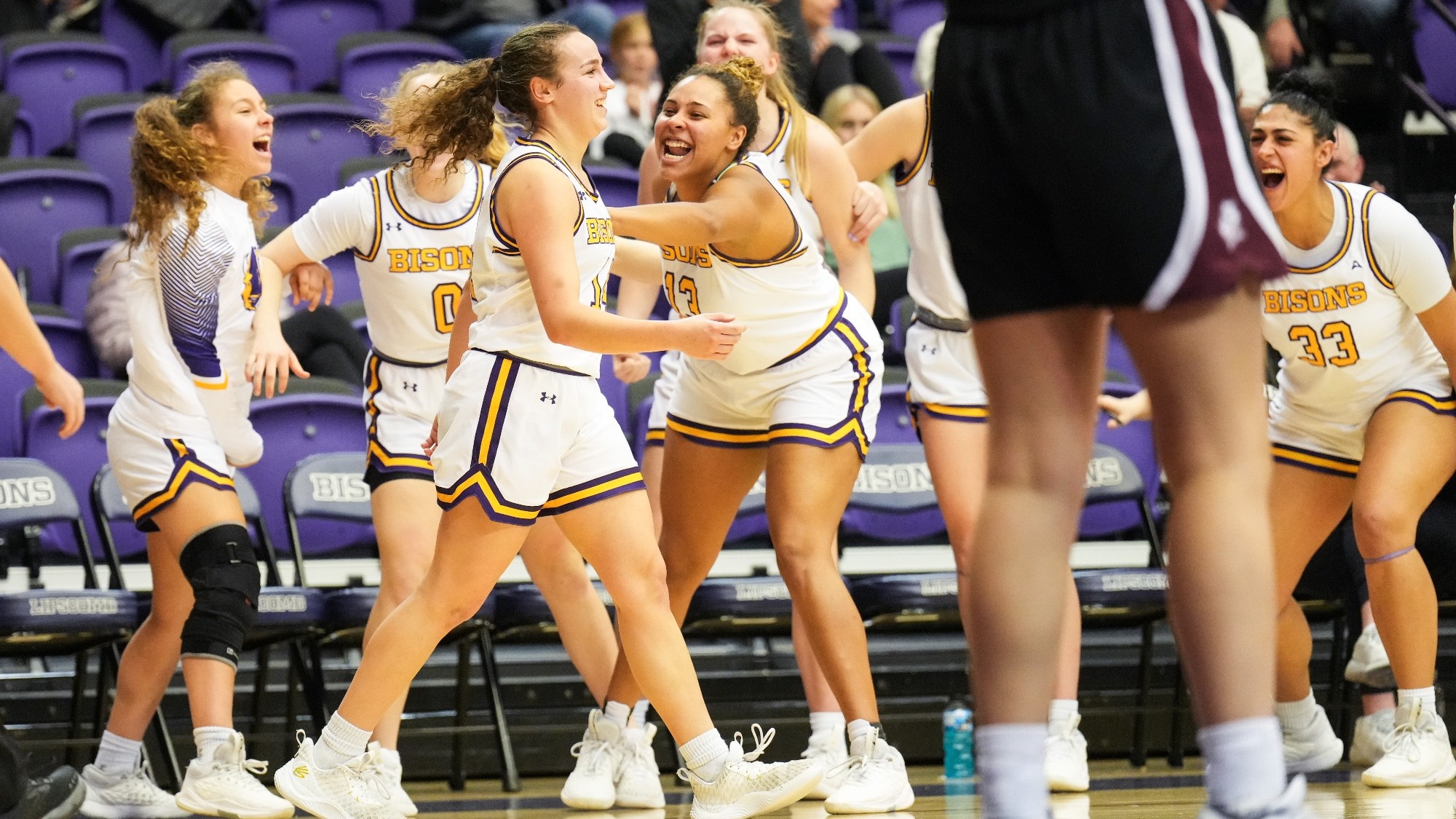 Women's Basketball Improves to 20 in ASUN Play, Downs Knights at Home