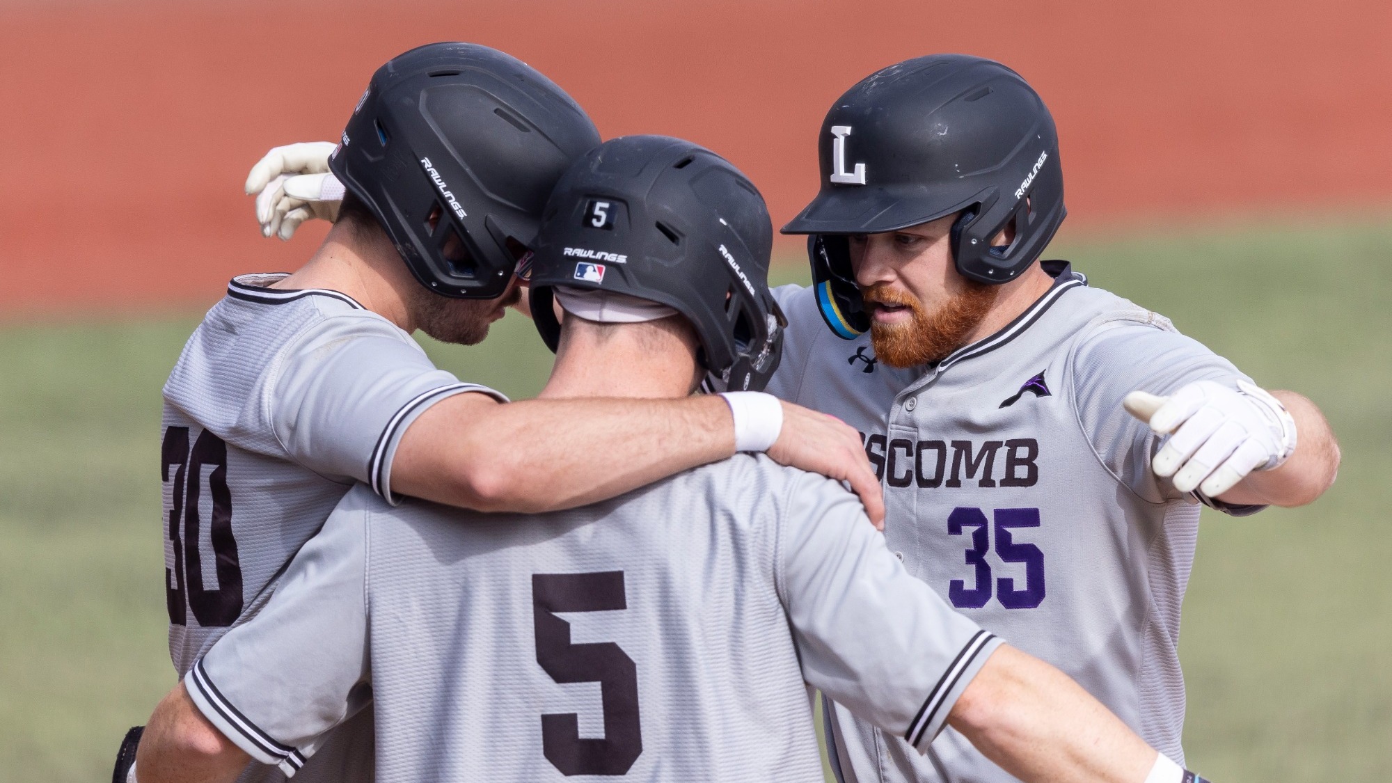 Baseball Drops Both Games of Doubleheader at No. 15 Alabama