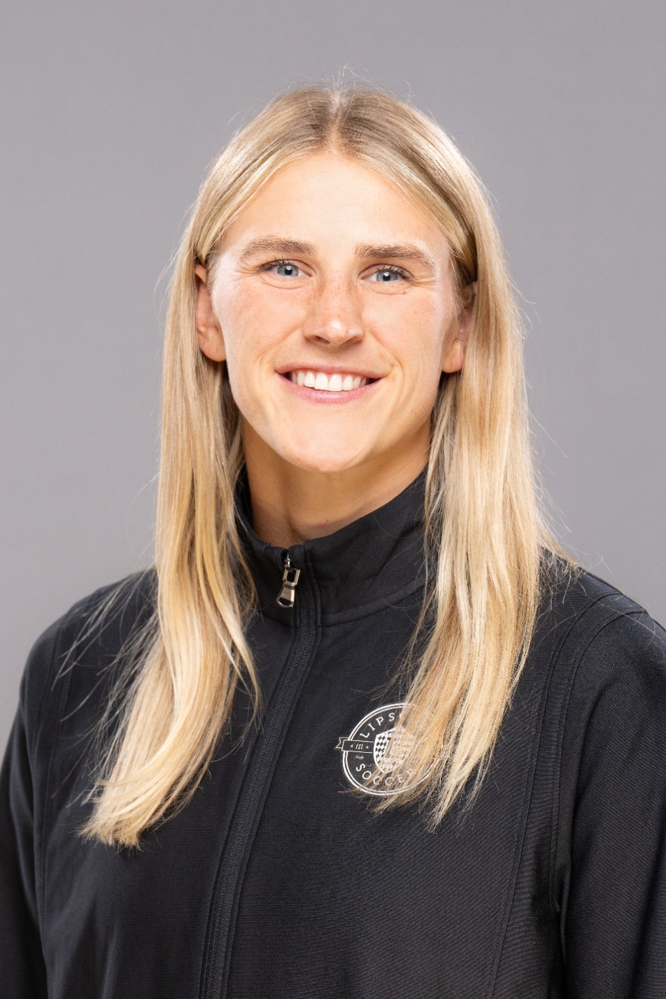 Coach Elisa Swanson