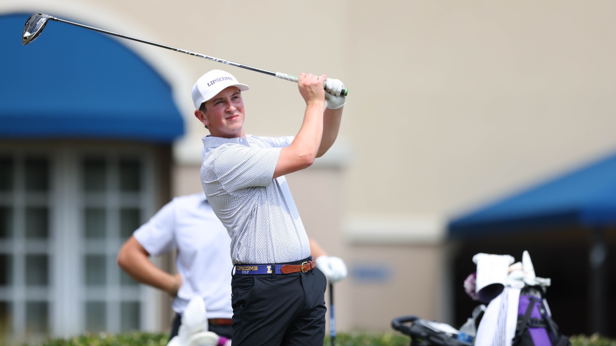 Ciaran Murphy Swinging golf club