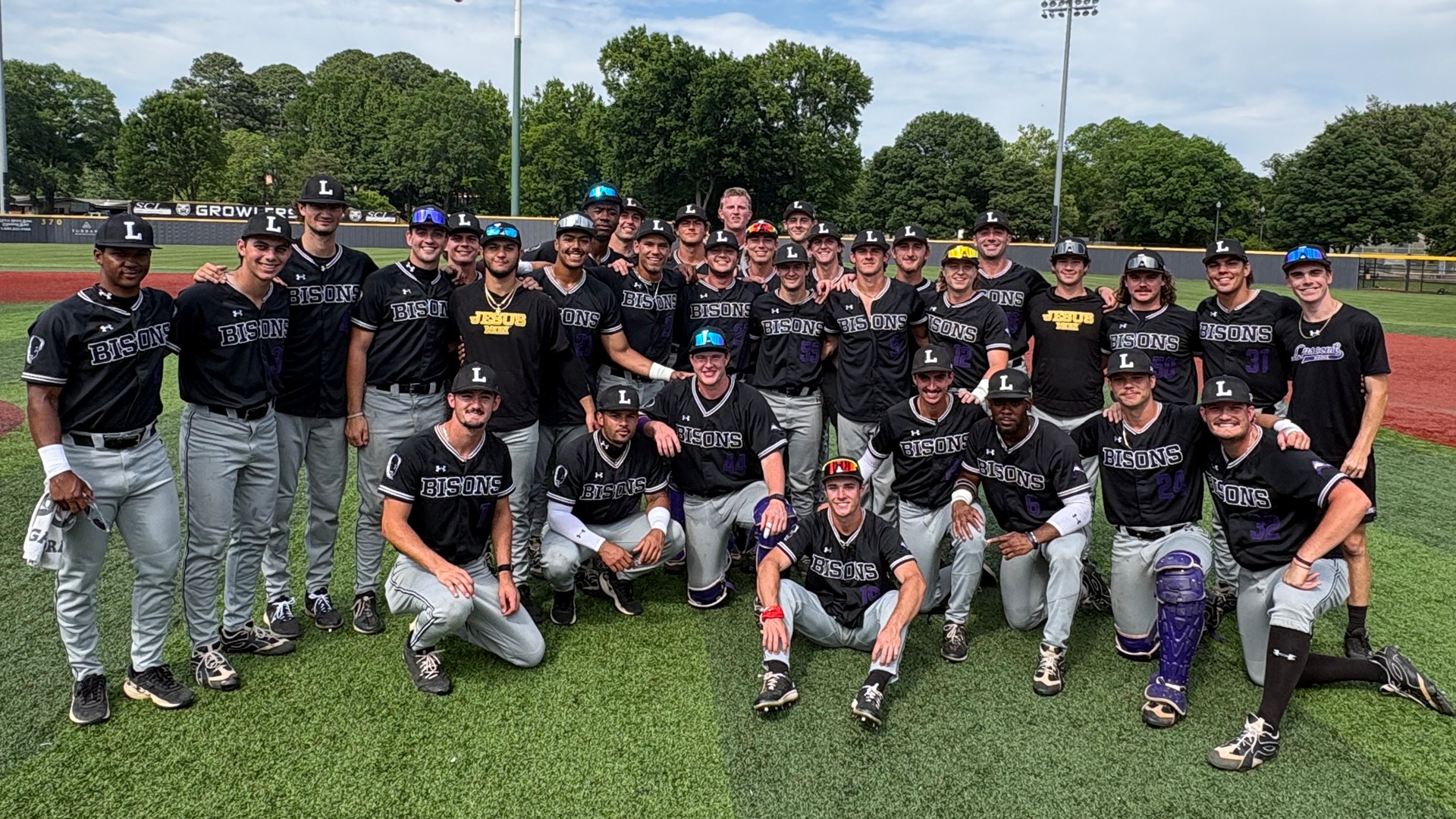Team photo after winning the Division
