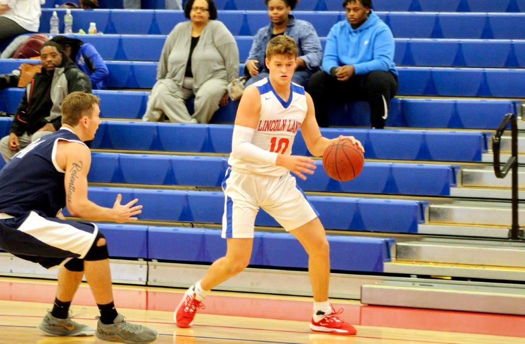 Despite strong play, Men’s basketball drop tough contest Lincoln Land