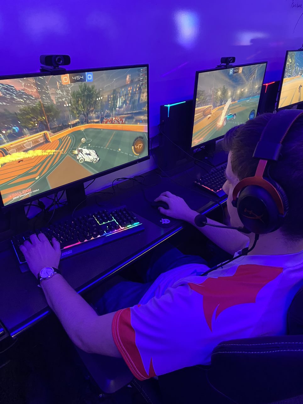 Esports player gaming.