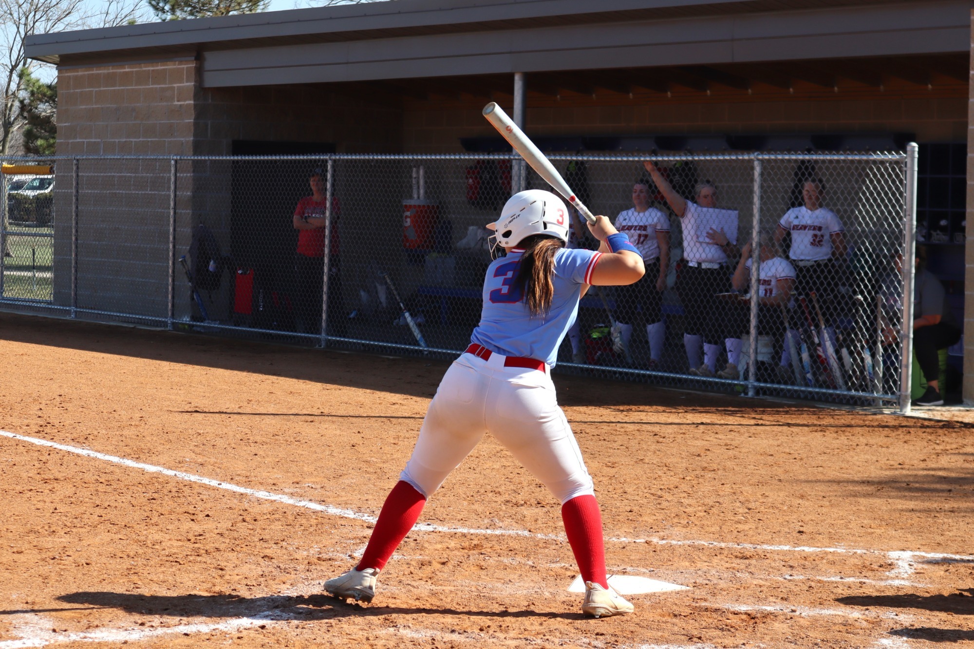 LLCC softball player getting ready to hit.