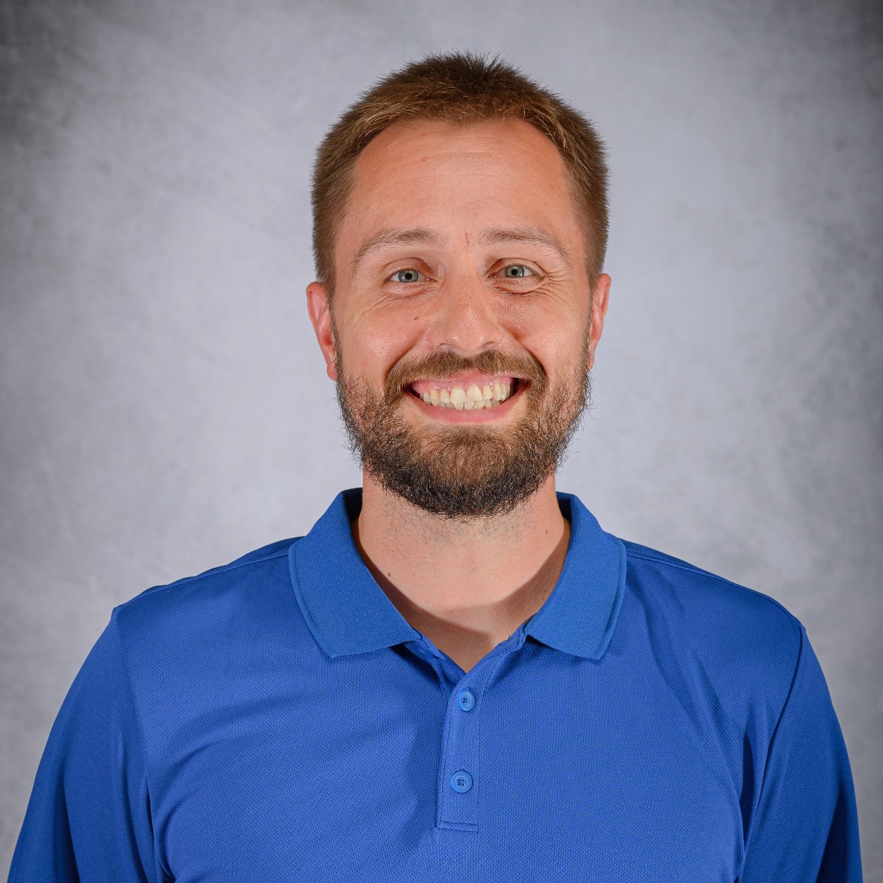 Michael Olinger head shot.