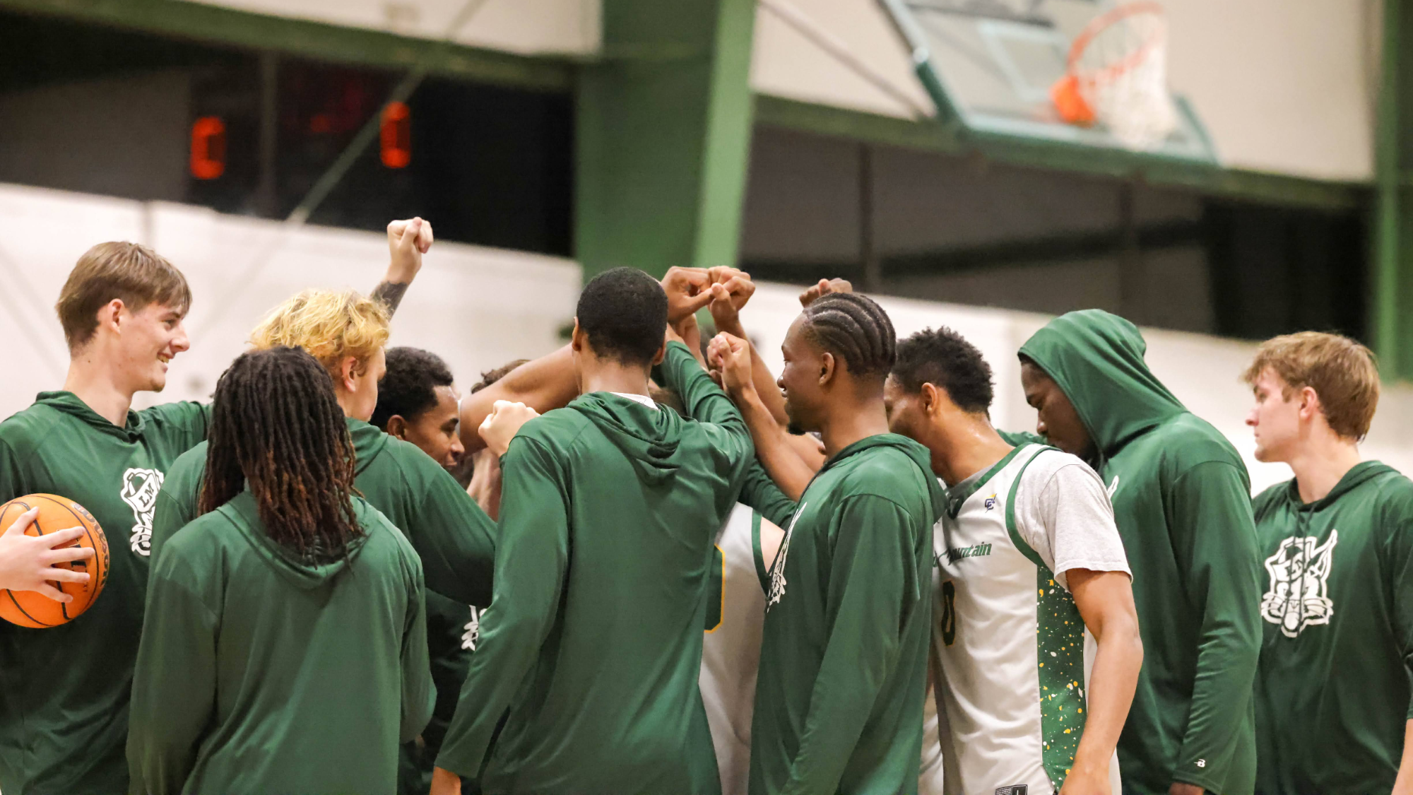 MBB_Huddle