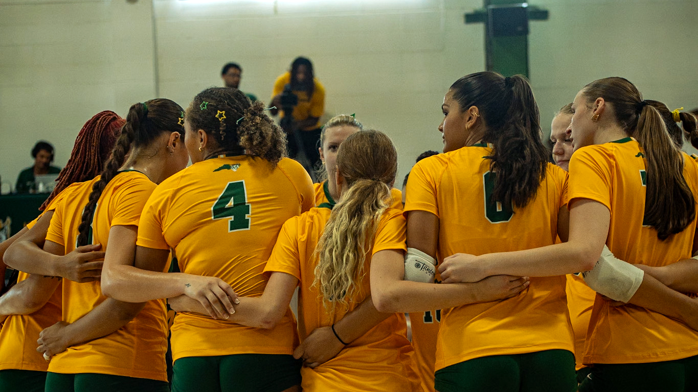 WVB_Huddle