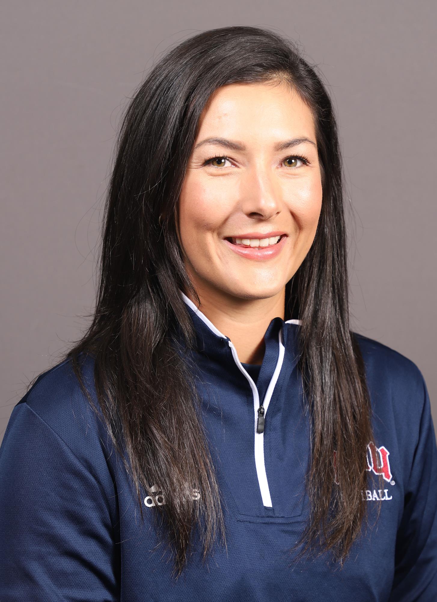 Alana Aweau Headshot