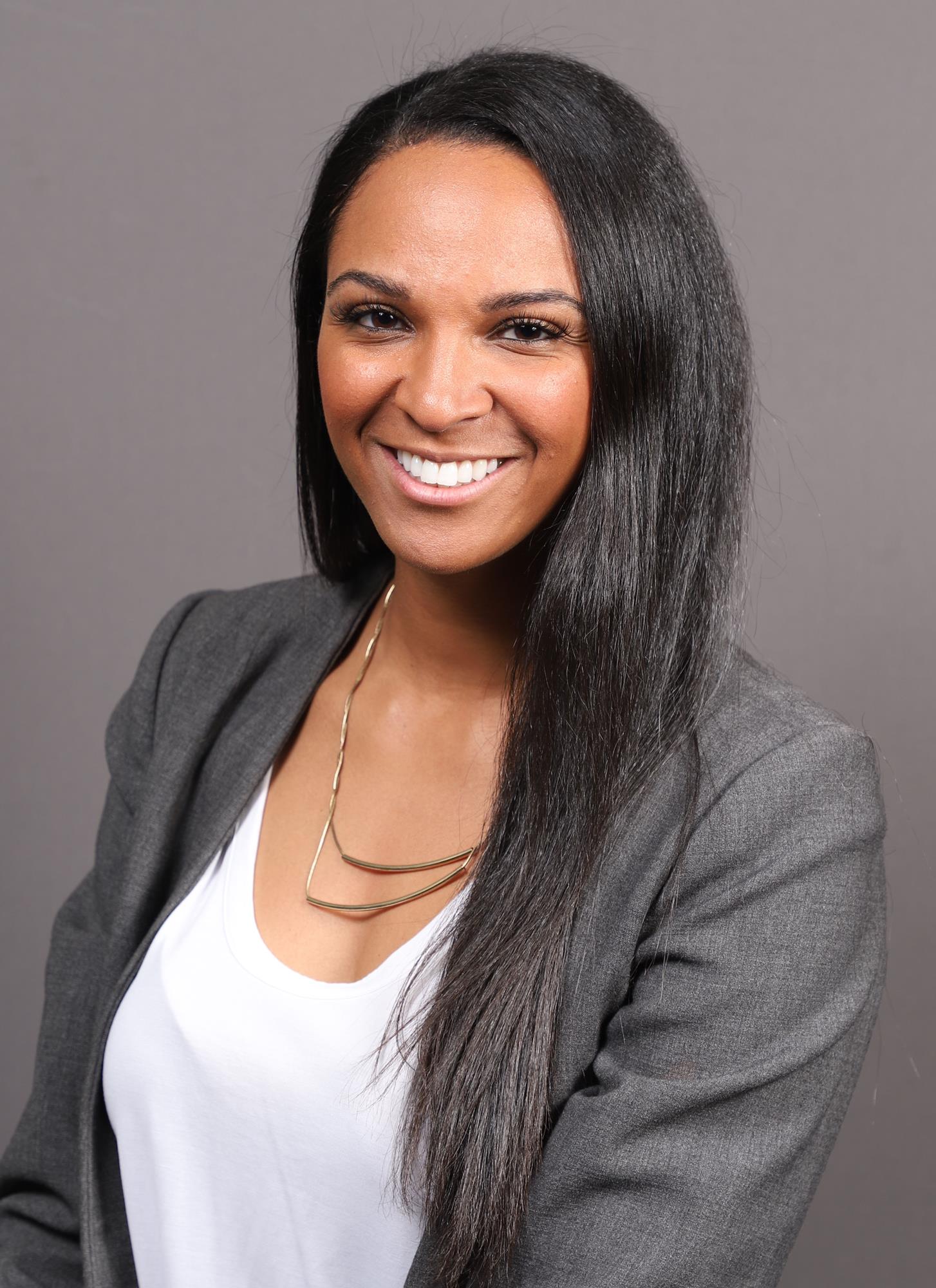 Jasmin Holliday Headshot