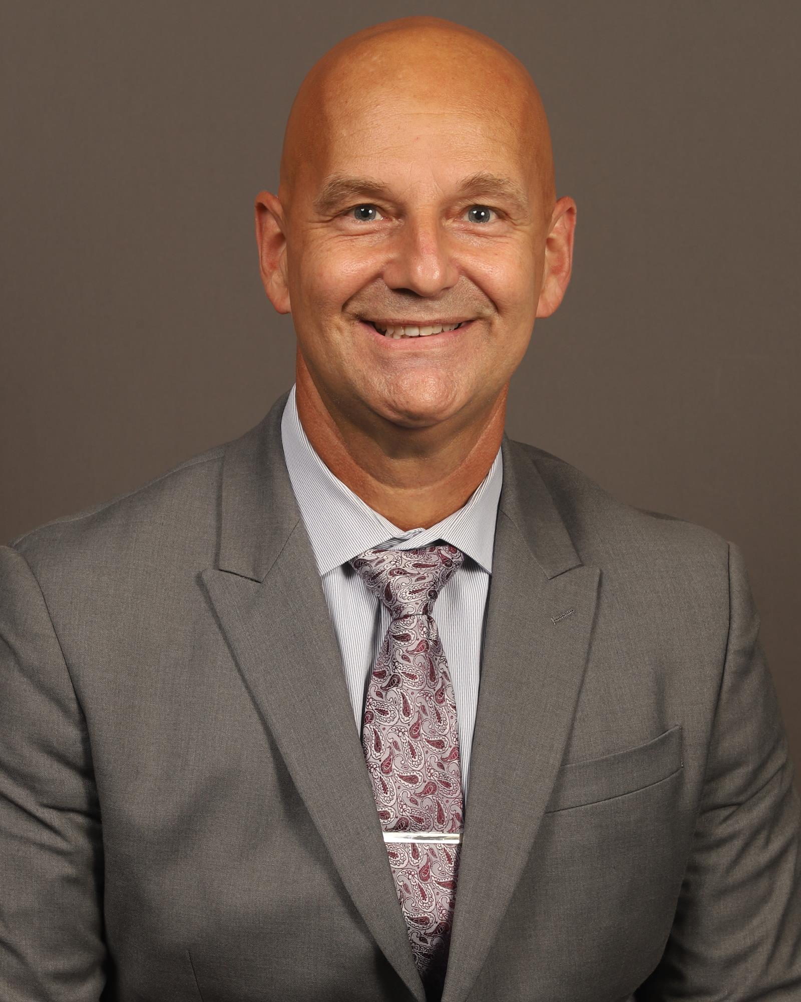 Coach_Chris_Elliott