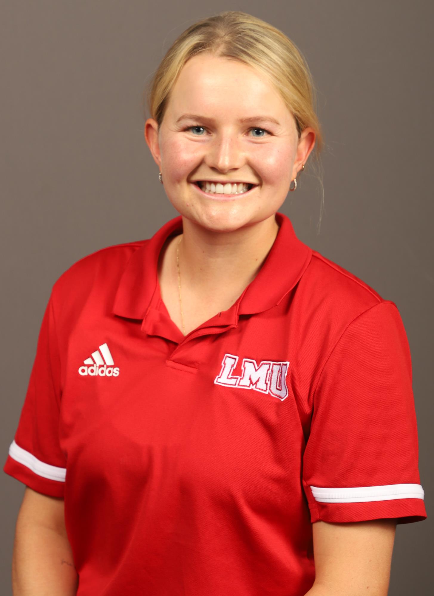 Becca Weissmann 2022 Headshot 