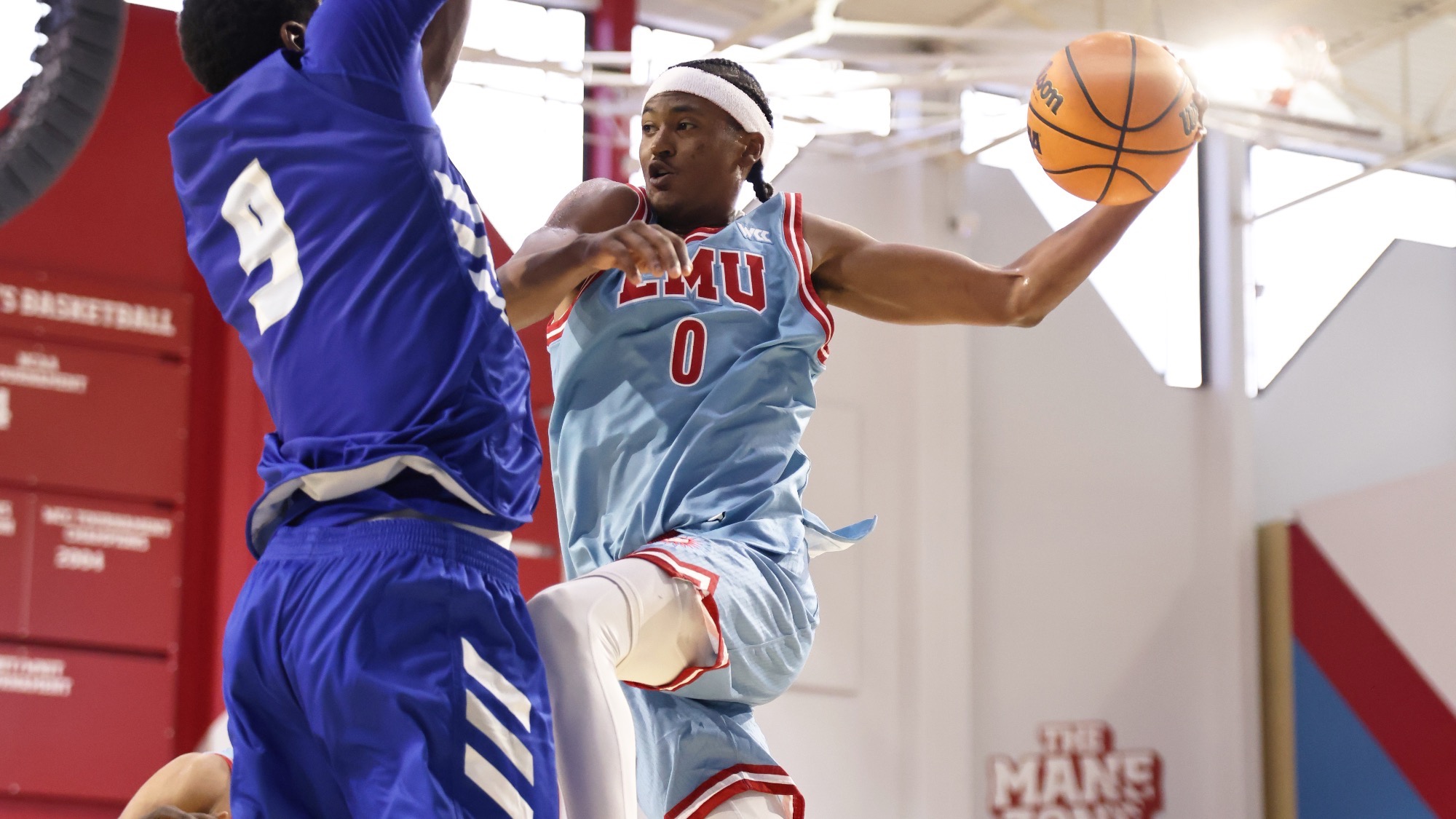 Mazi Mosley Pass vs. UCSB