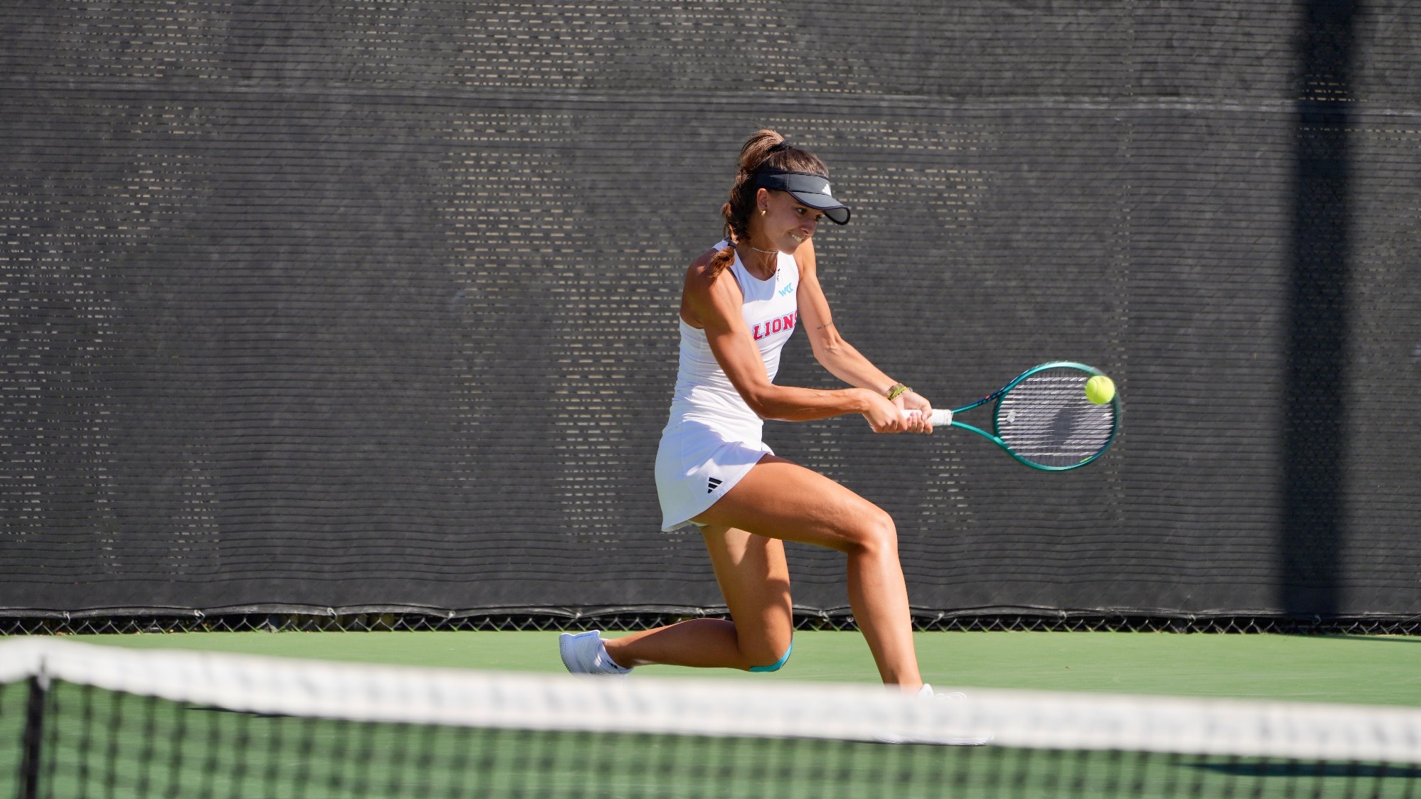 Lidia Mid Striking Ball