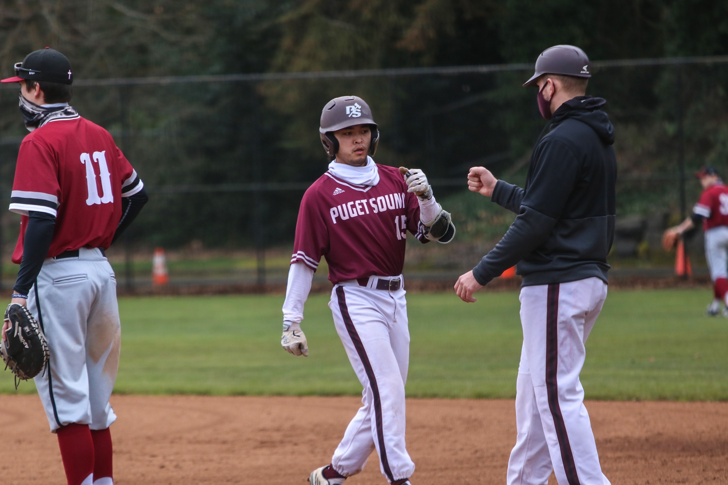 Baseball begins 2021 season by sweeping Whitworth University of Puget