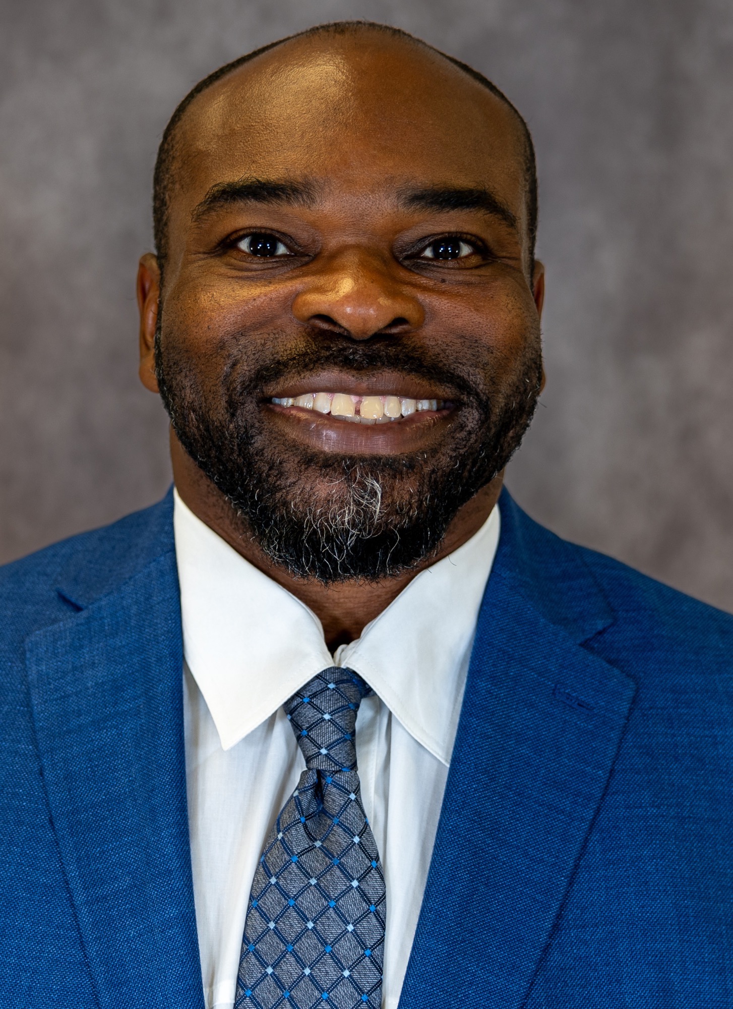 Eric Mathies FB Headshot 20230802