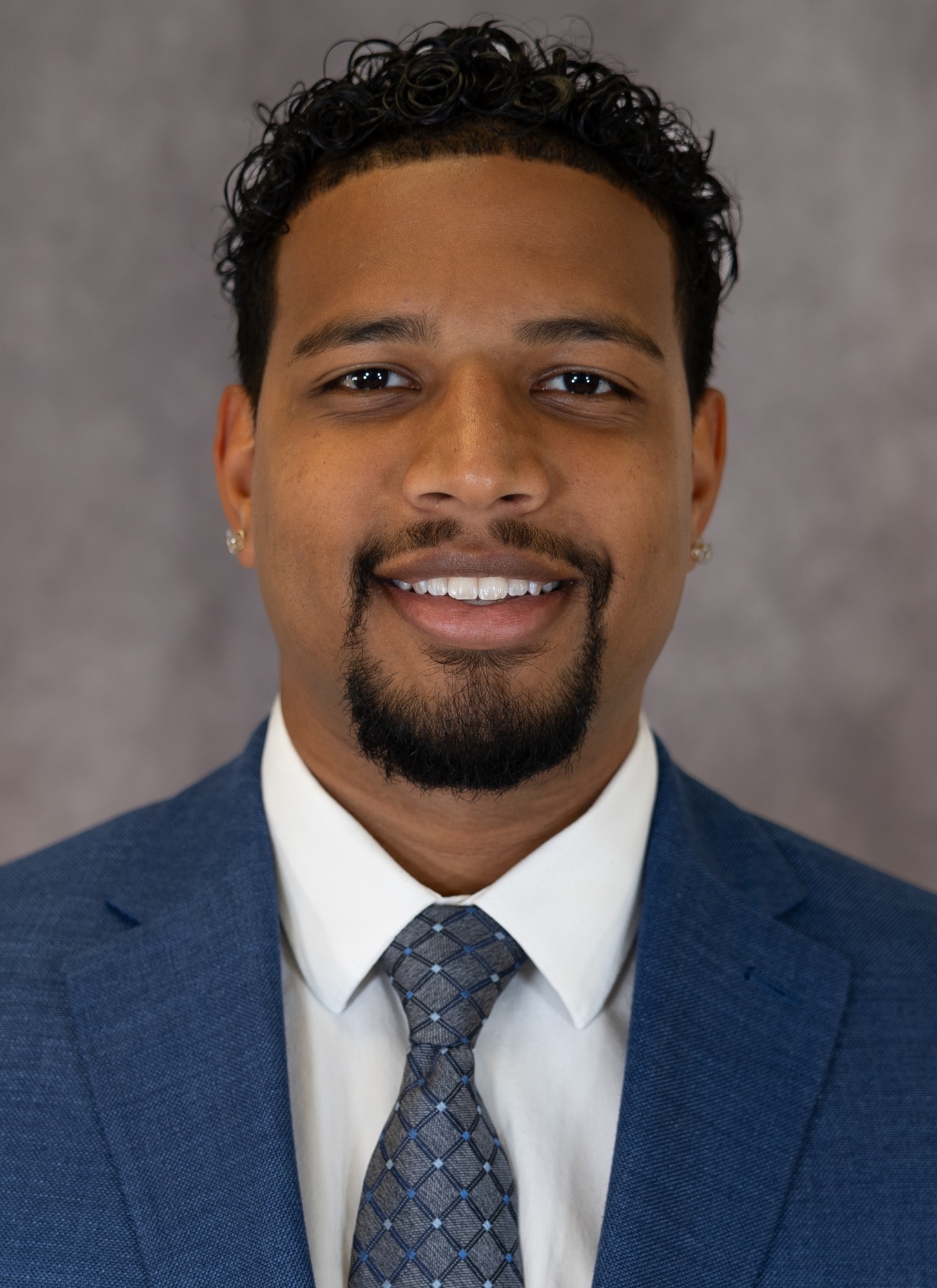 Aaron Ruthman Headshot FB 2023
