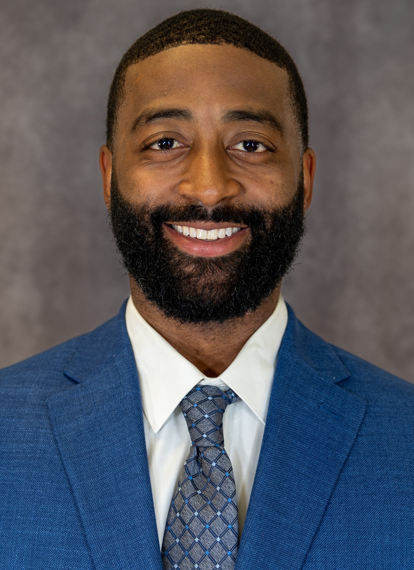 Dwayne Thomas FB Headshot 20230802