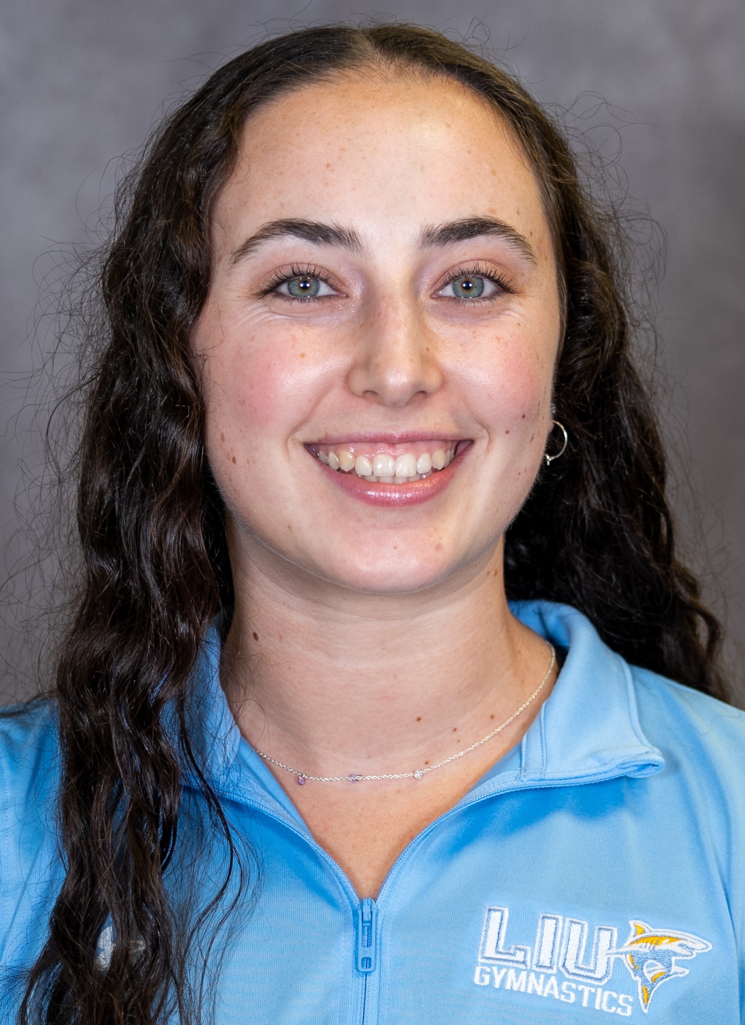 riley goldberg headshot