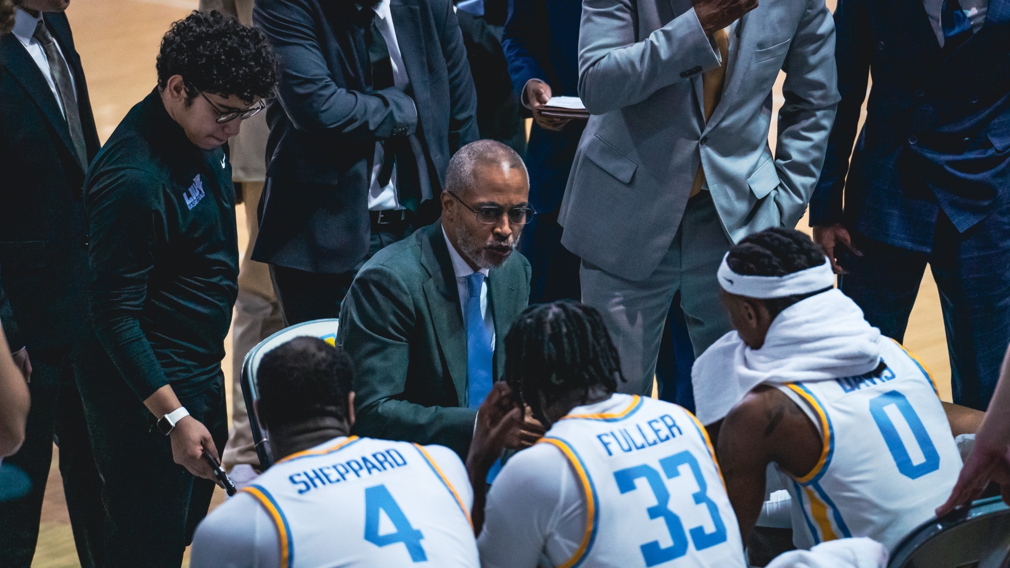 Rod Strickland huddle picture 1.28