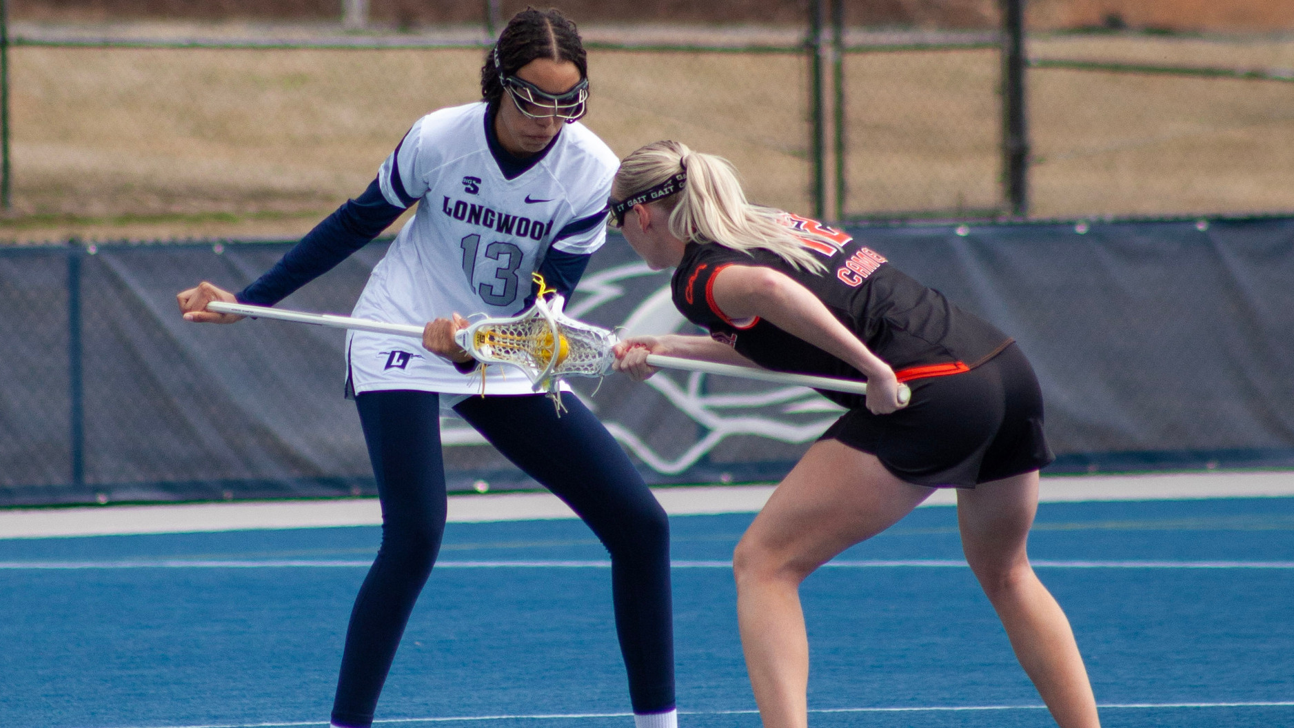 Longwood Lacrosse | Montgomery Bedford gets set for a draw