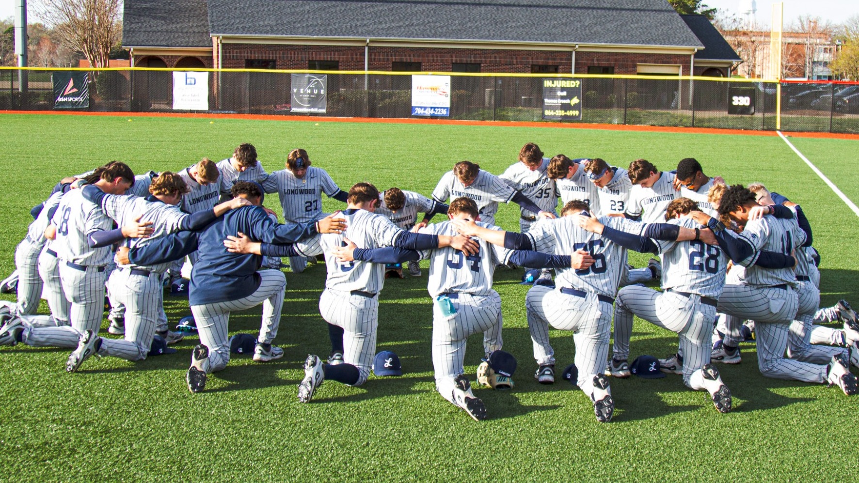 Baseball Pre game huddle