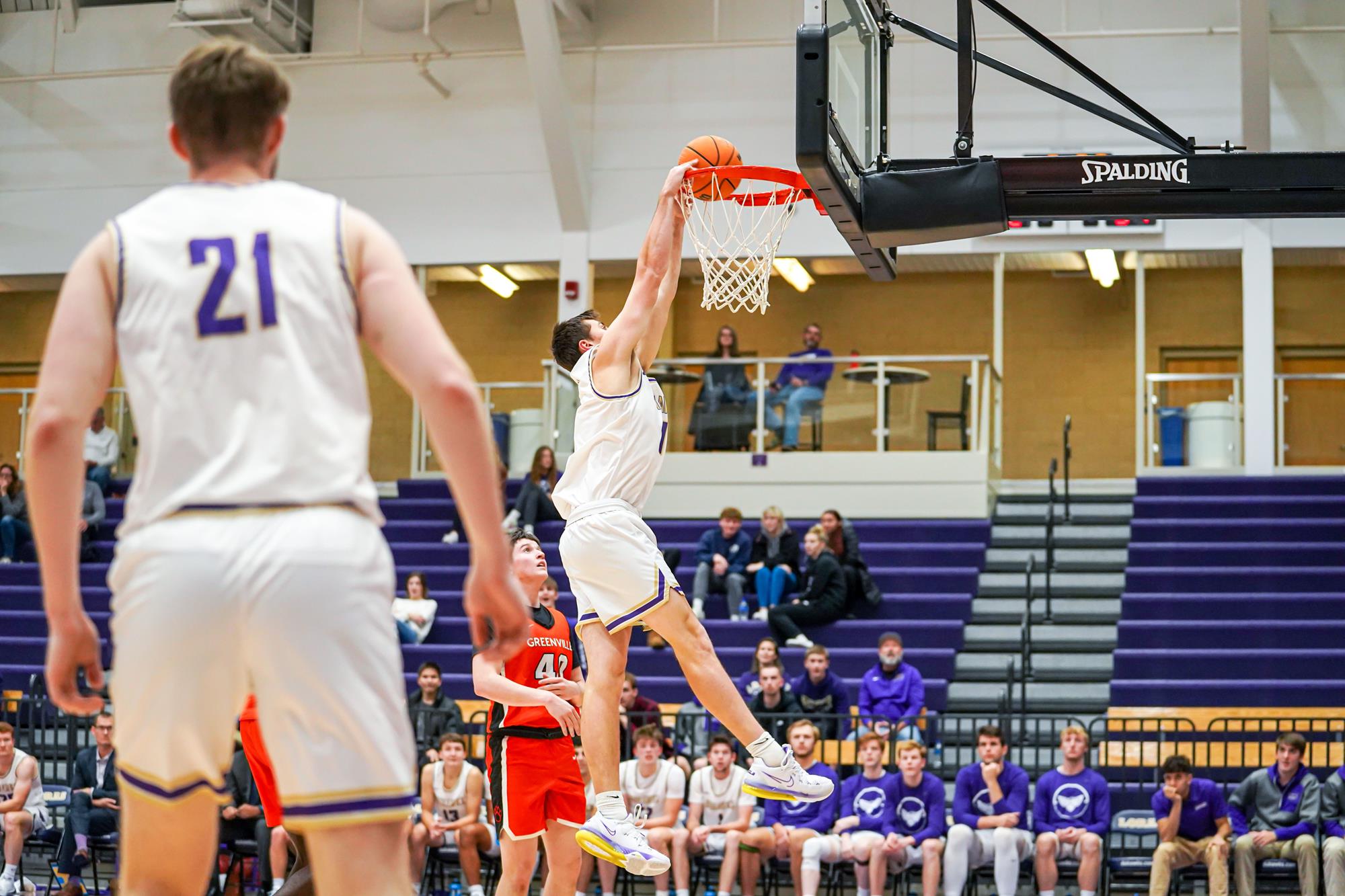 Zach Deering Men's Basketball Loras College Athletics