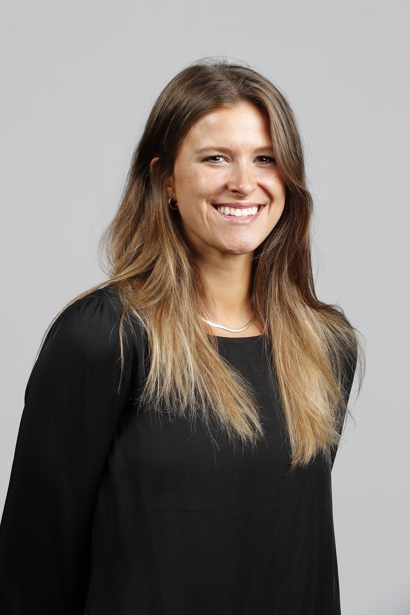 Abi Scheid Headshot