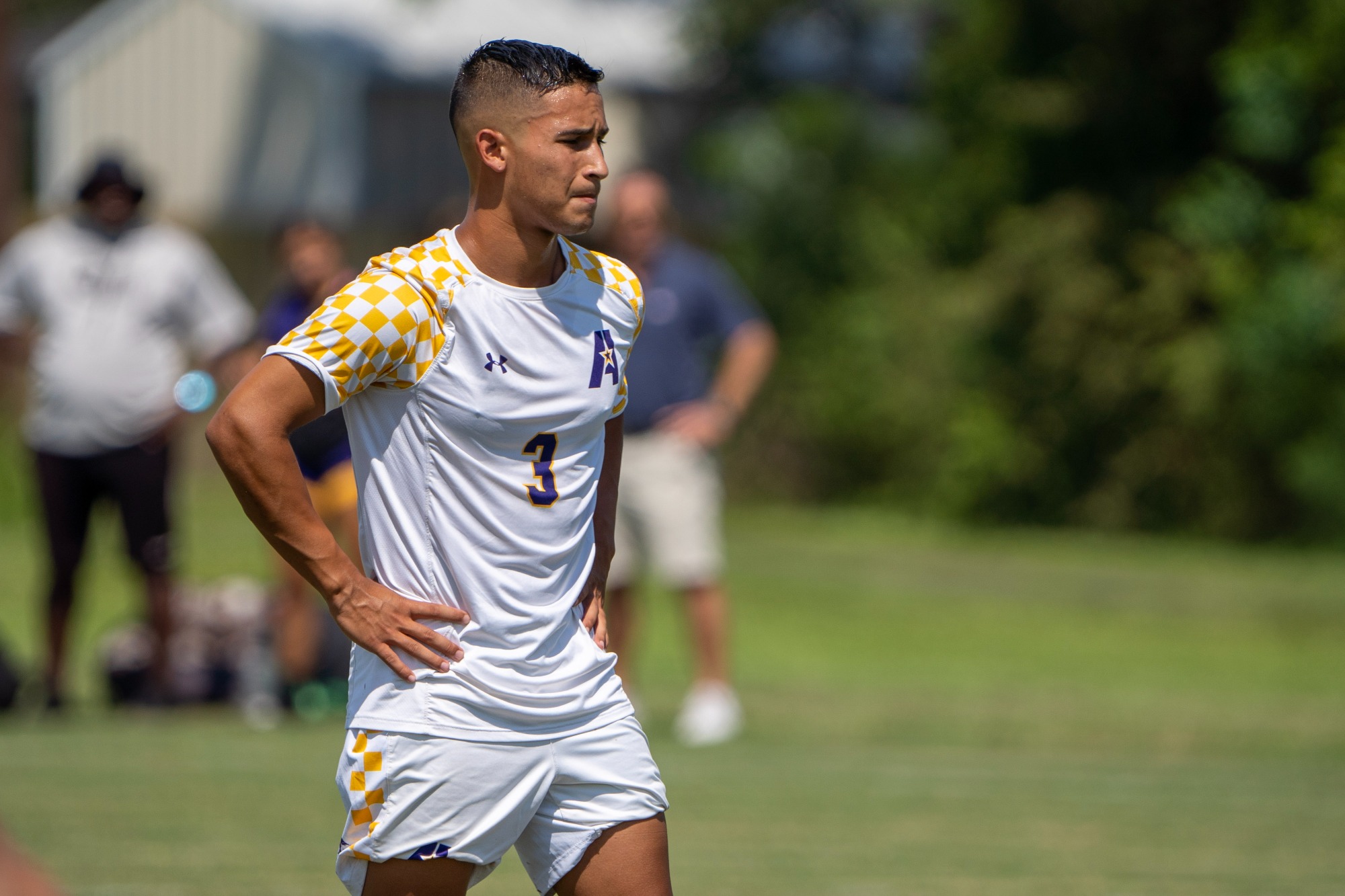 Generals Fall To 19 William Carey at Home Louisiana State University