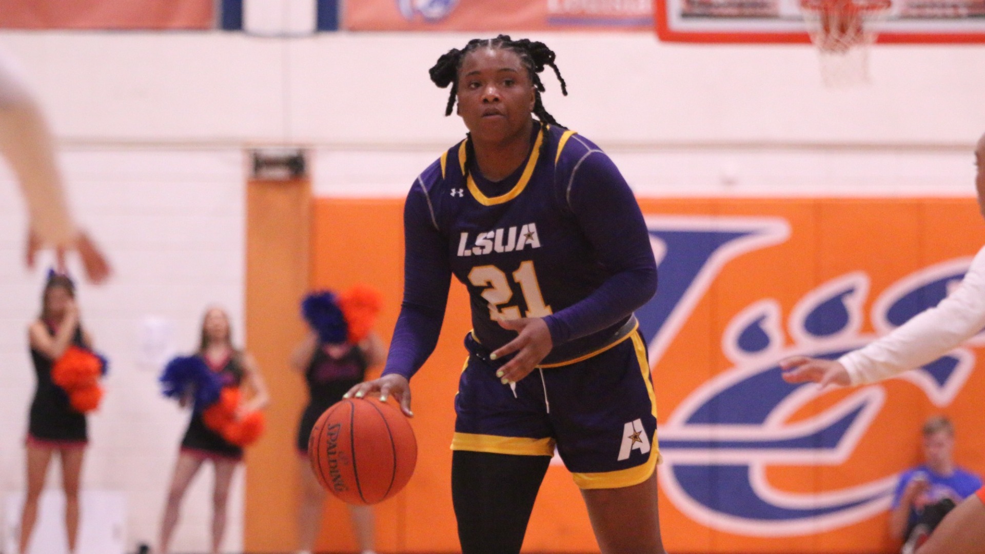 Princis Goff dribbles against LCU