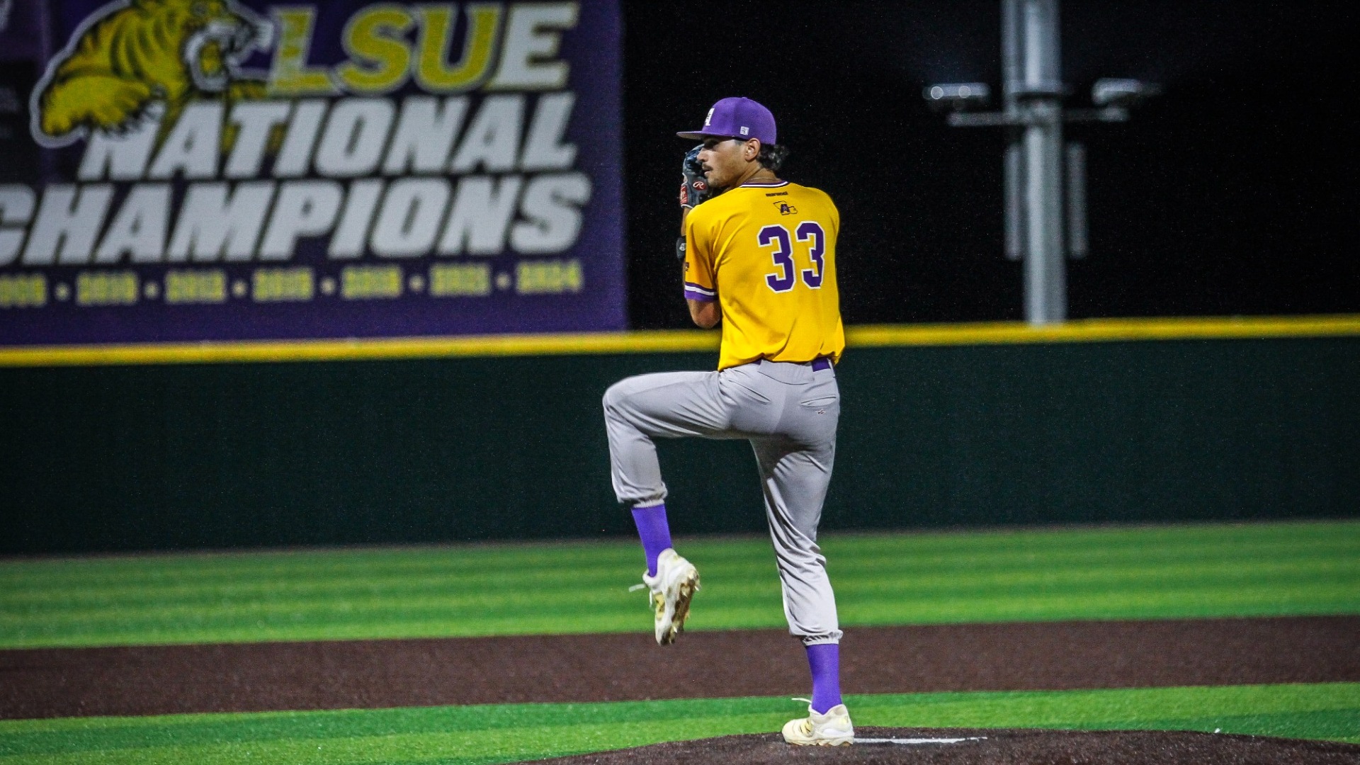 Brenyn Ebarb delivers a pitch against LSUE in a fall game