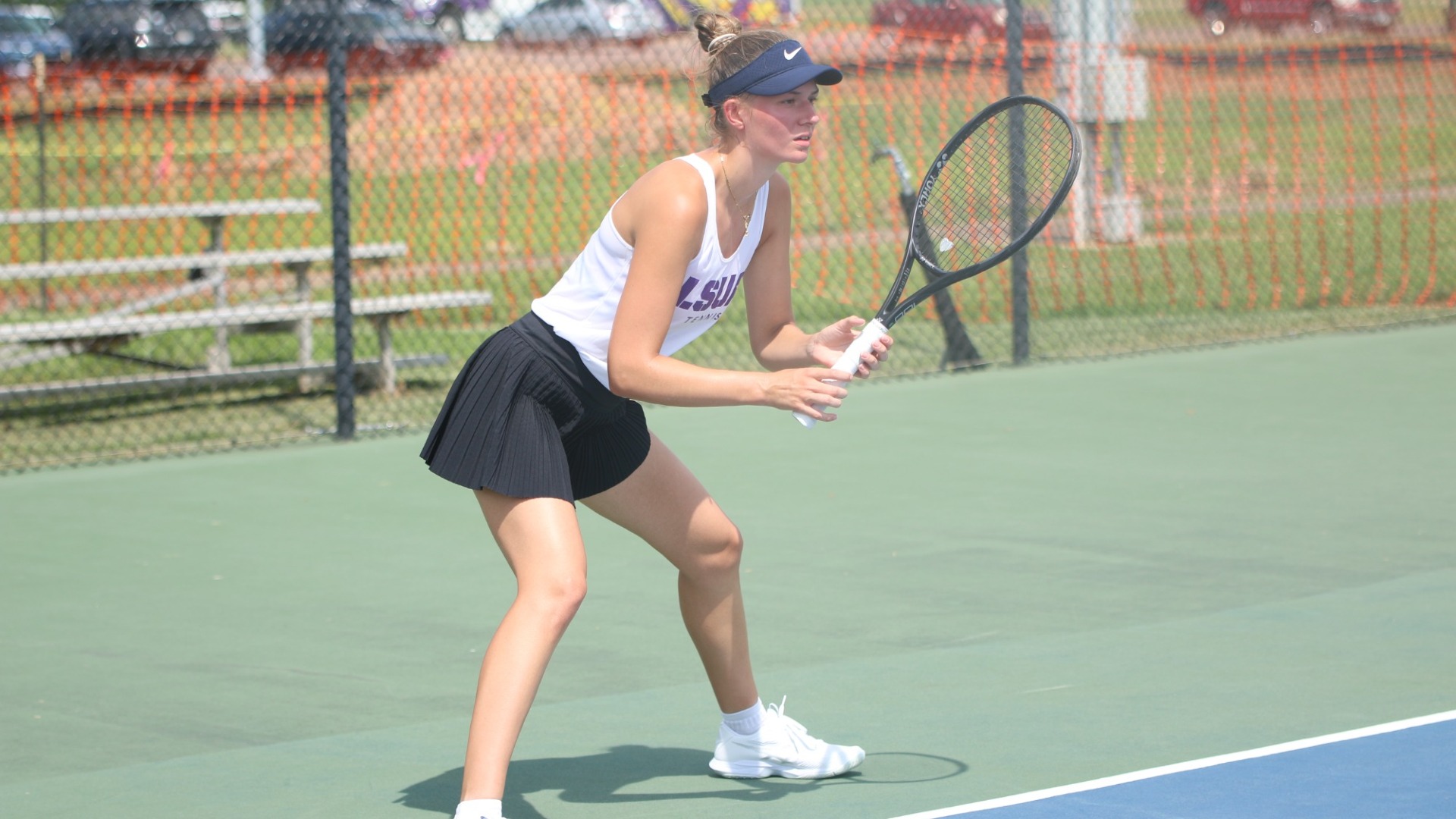 Katharina Volkmann readies to receive a servce
