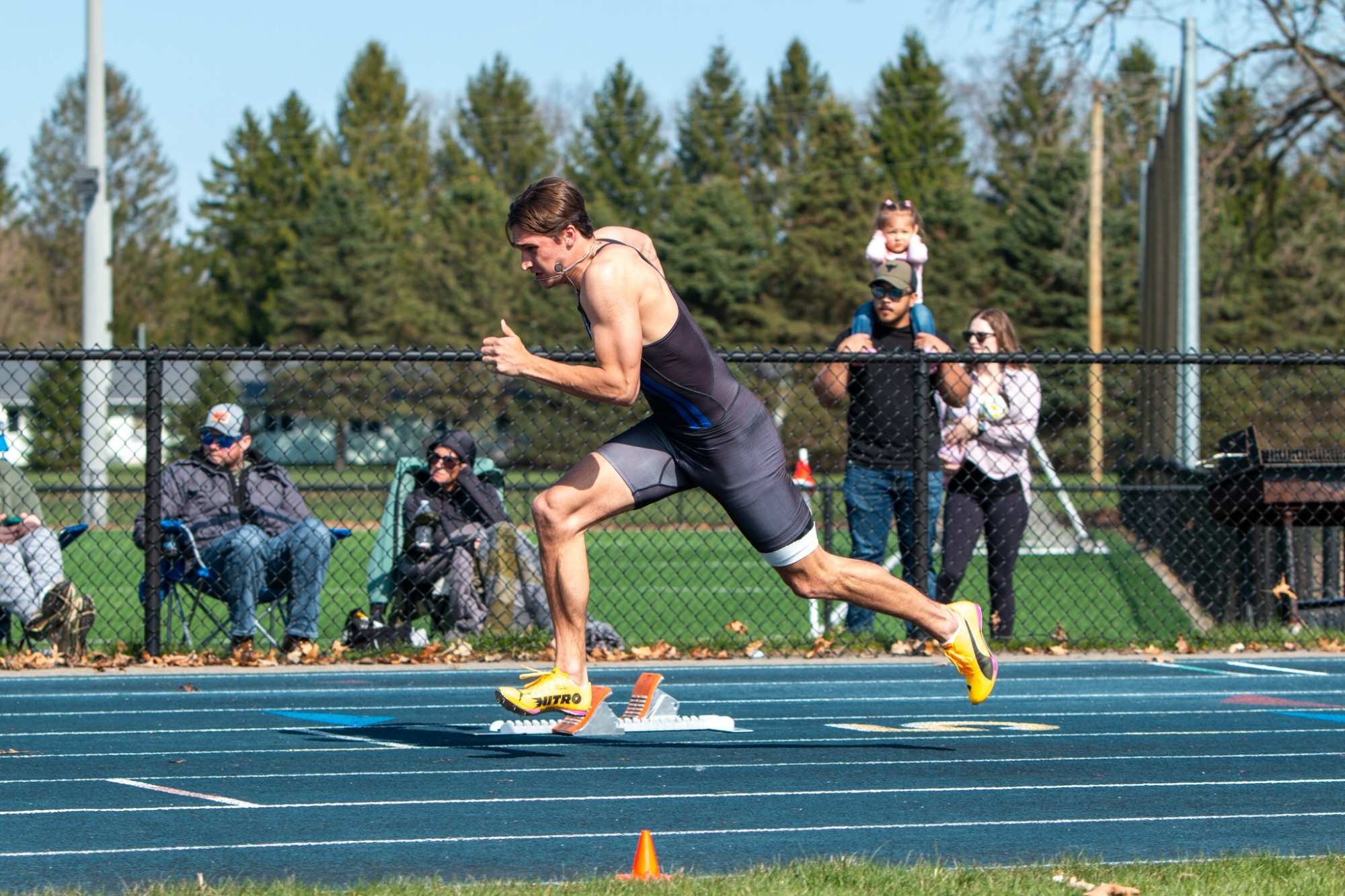 t&f