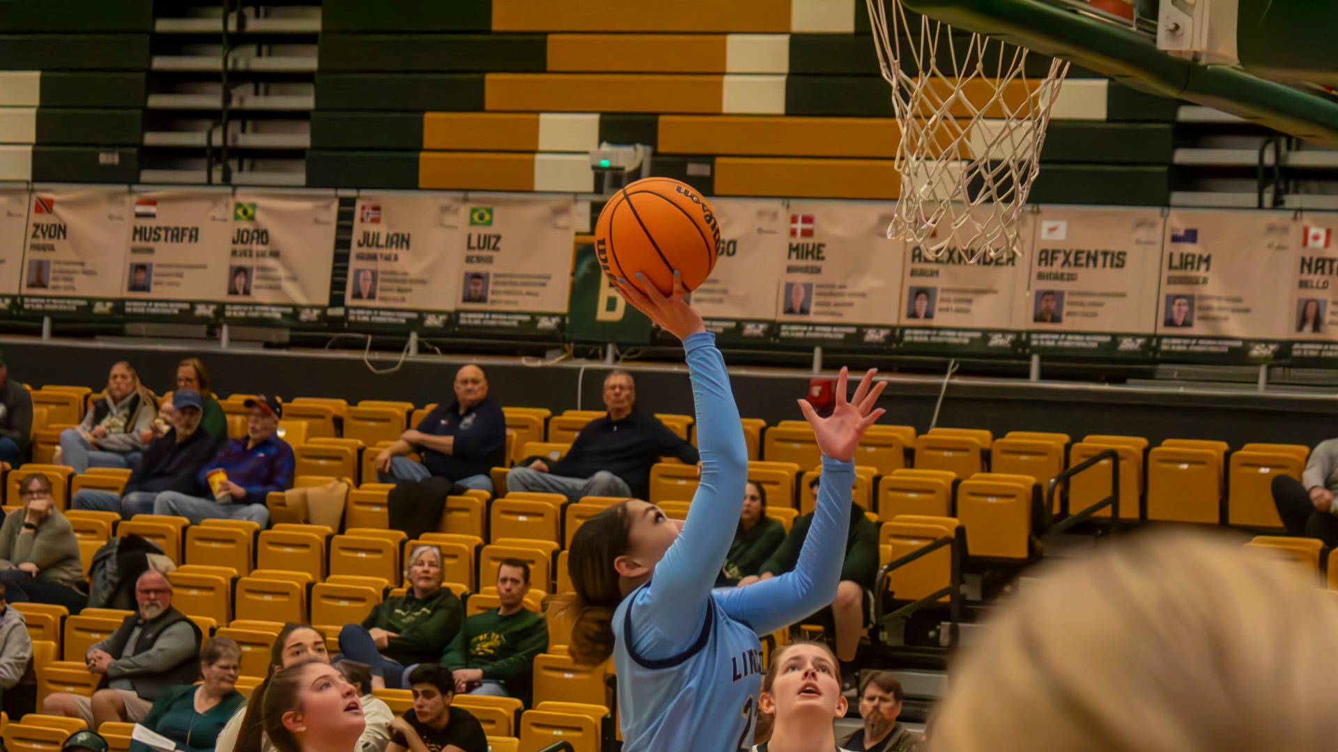 Isis Sander Pulls Up For a Shot on the Road