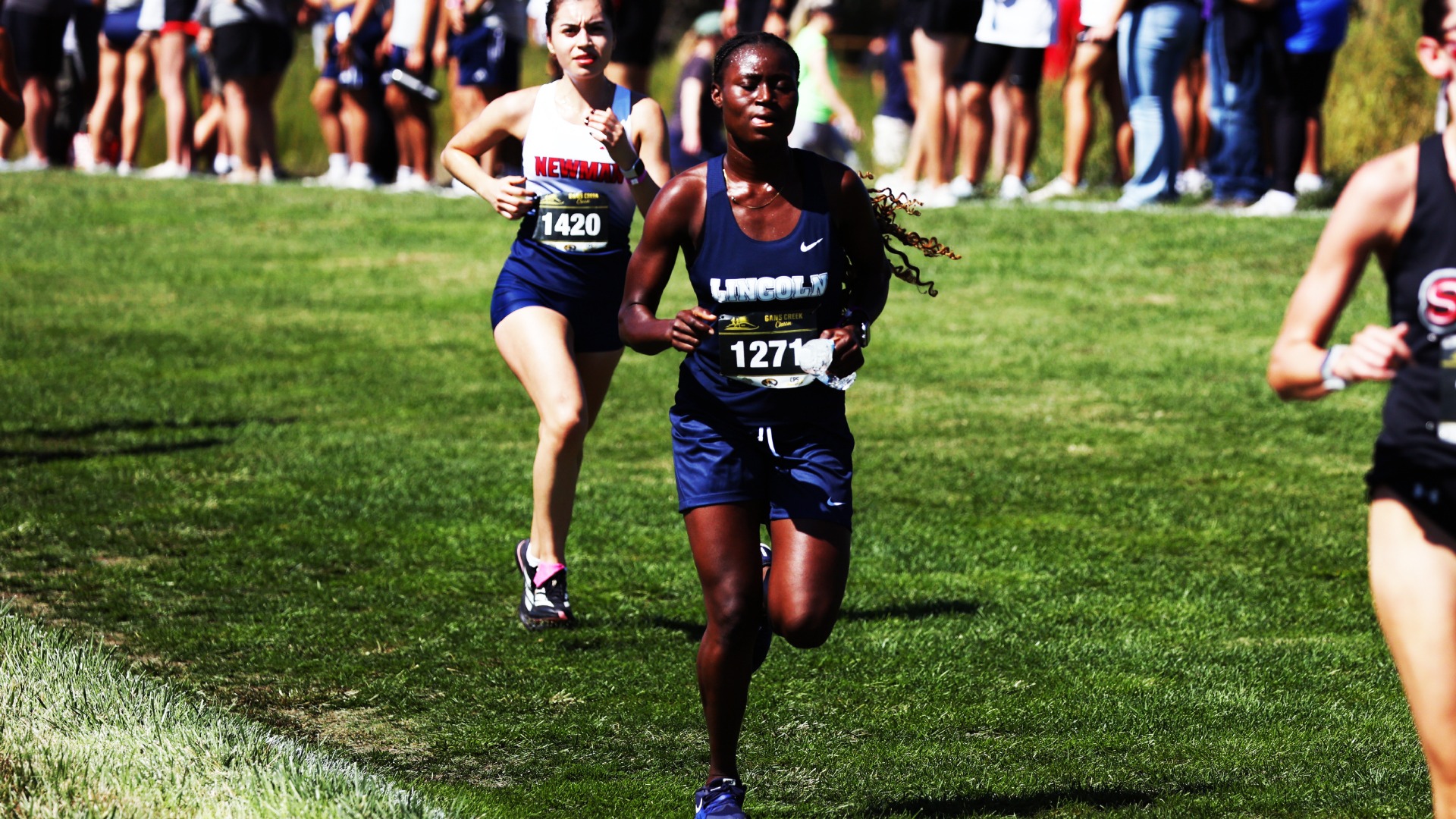 Hannah Fatade Competes During the 2025 Cross Country Season