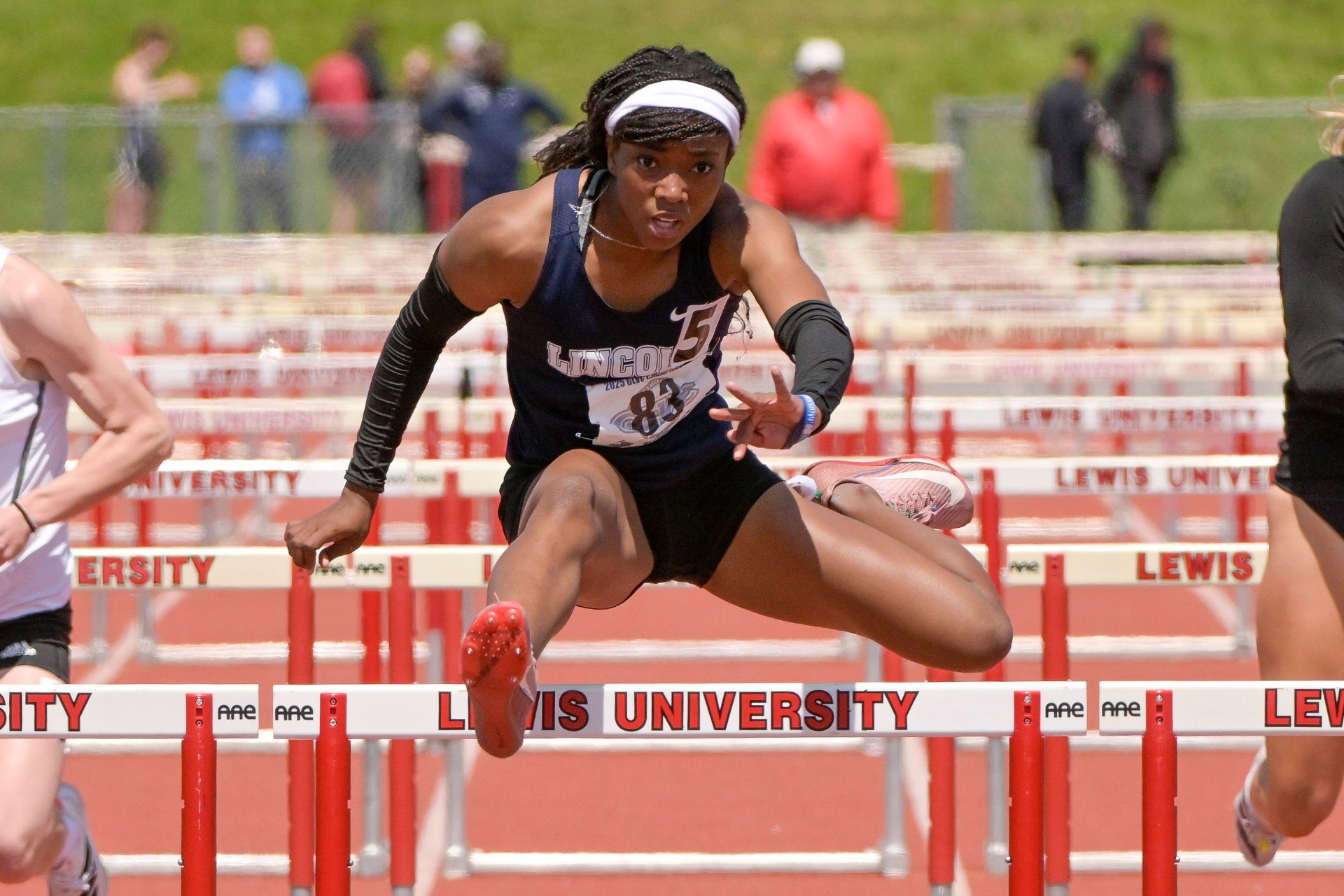 Aaliyannah Anderson Competing in the Outdoor Hurdles