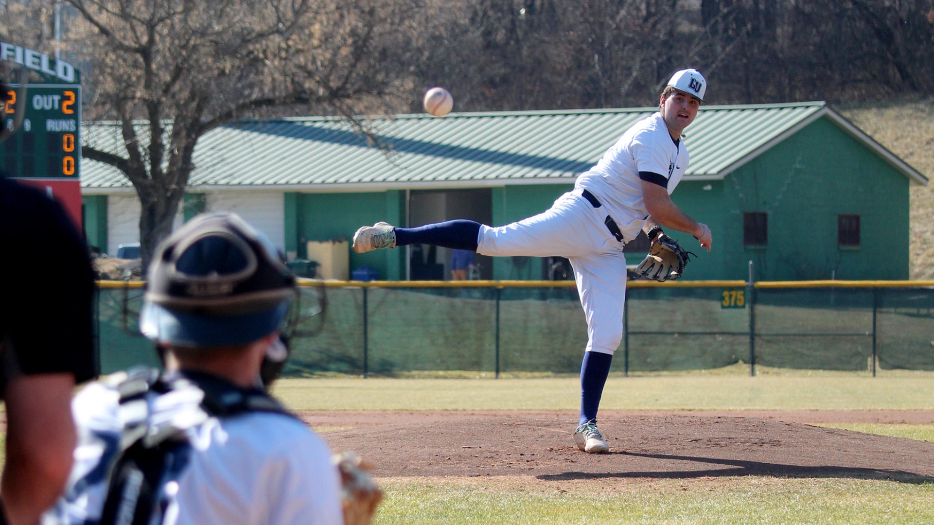 Canon Feist Pitches and Easton Stuckenschneider Catches