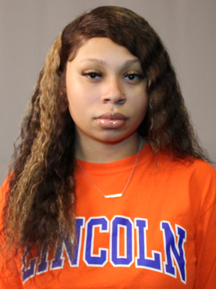 2021MBBHead_ArielHall